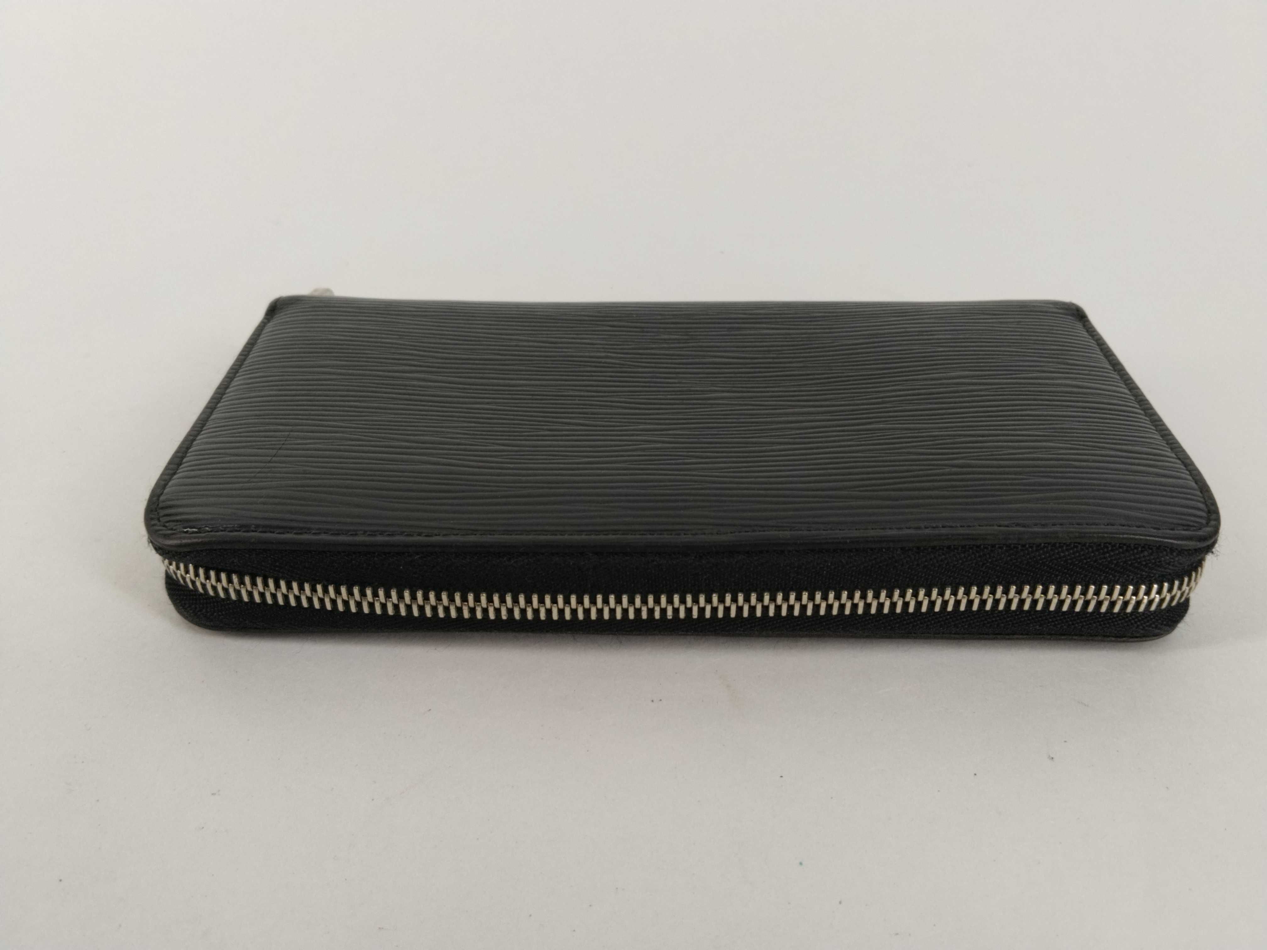 Epi Louis Vuitton Zippy Wallet Epi Wallet — view 8