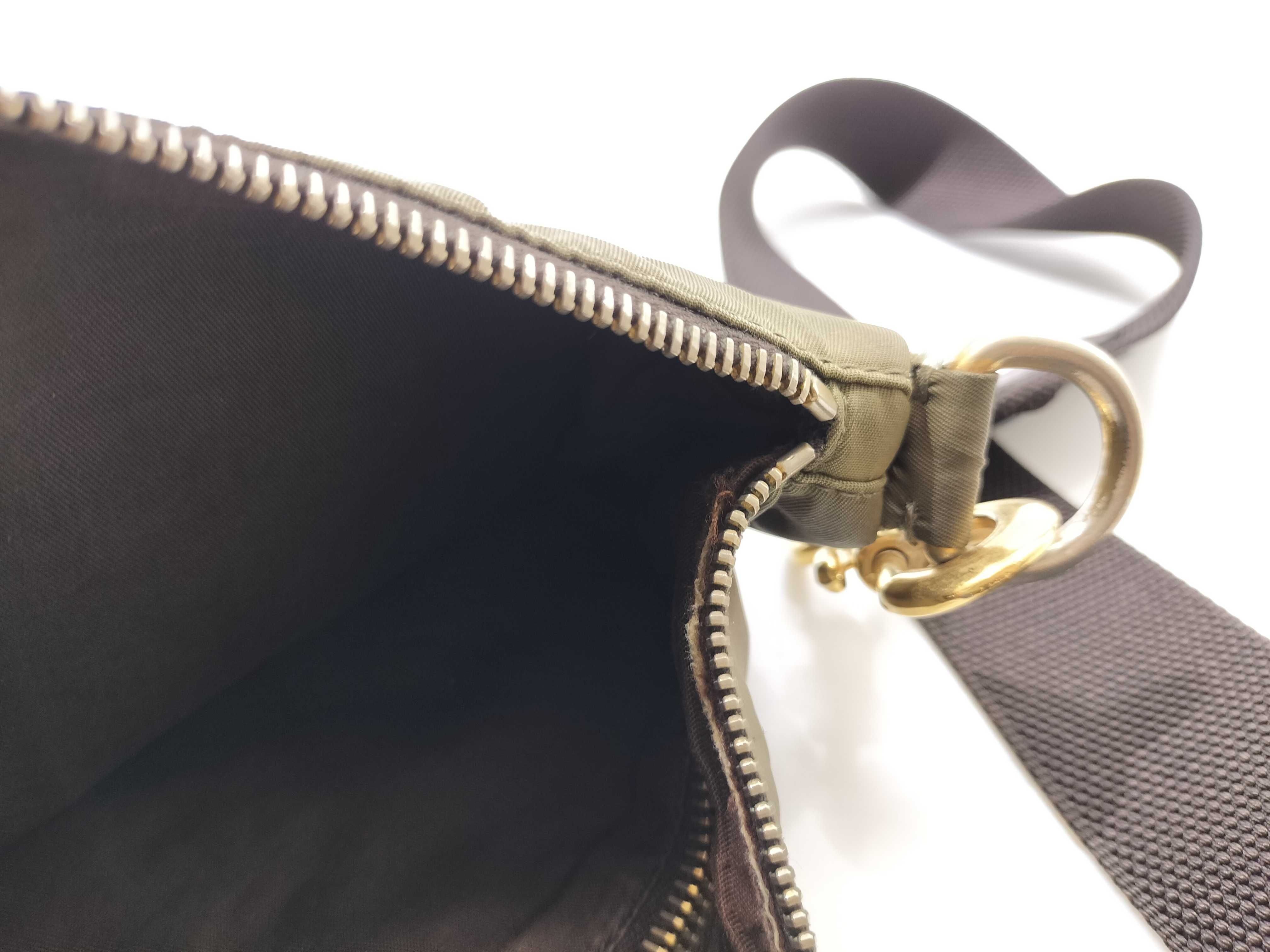 shoulder bag embossed logo shoulder bag — view 14