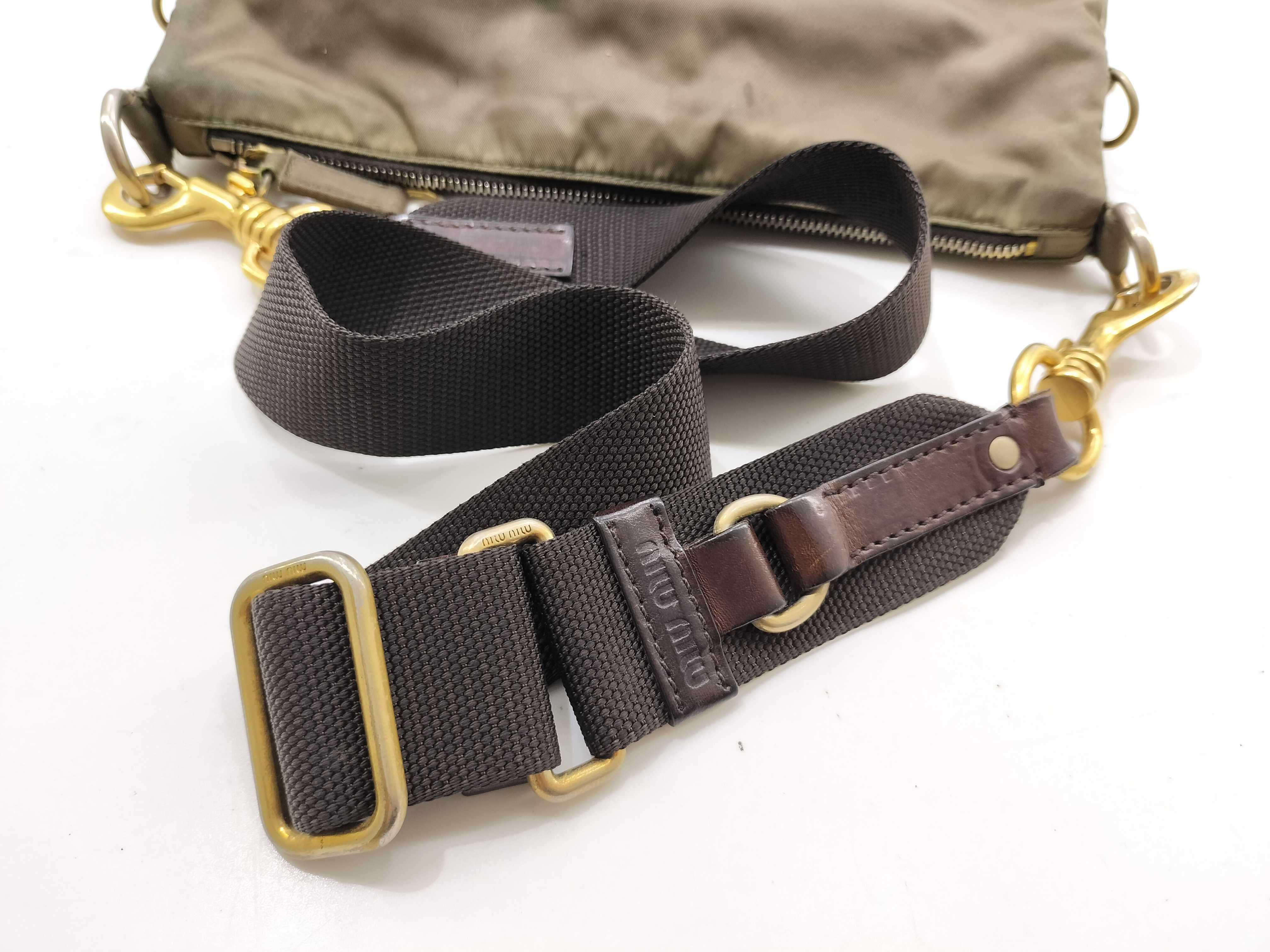 shoulder bag embossed logo shoulder bag — view 8