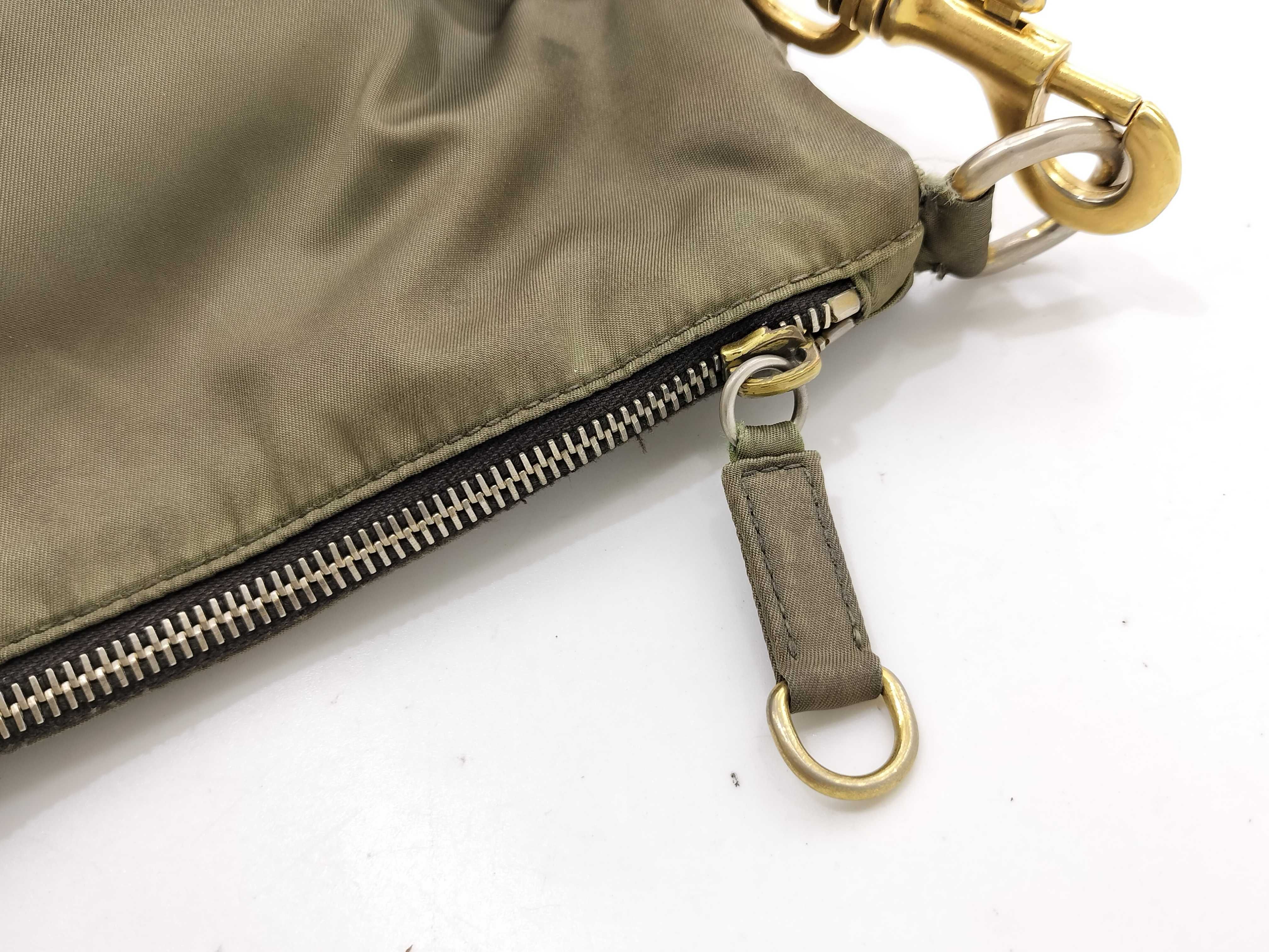shoulder bag embossed logo shoulder bag — view 10