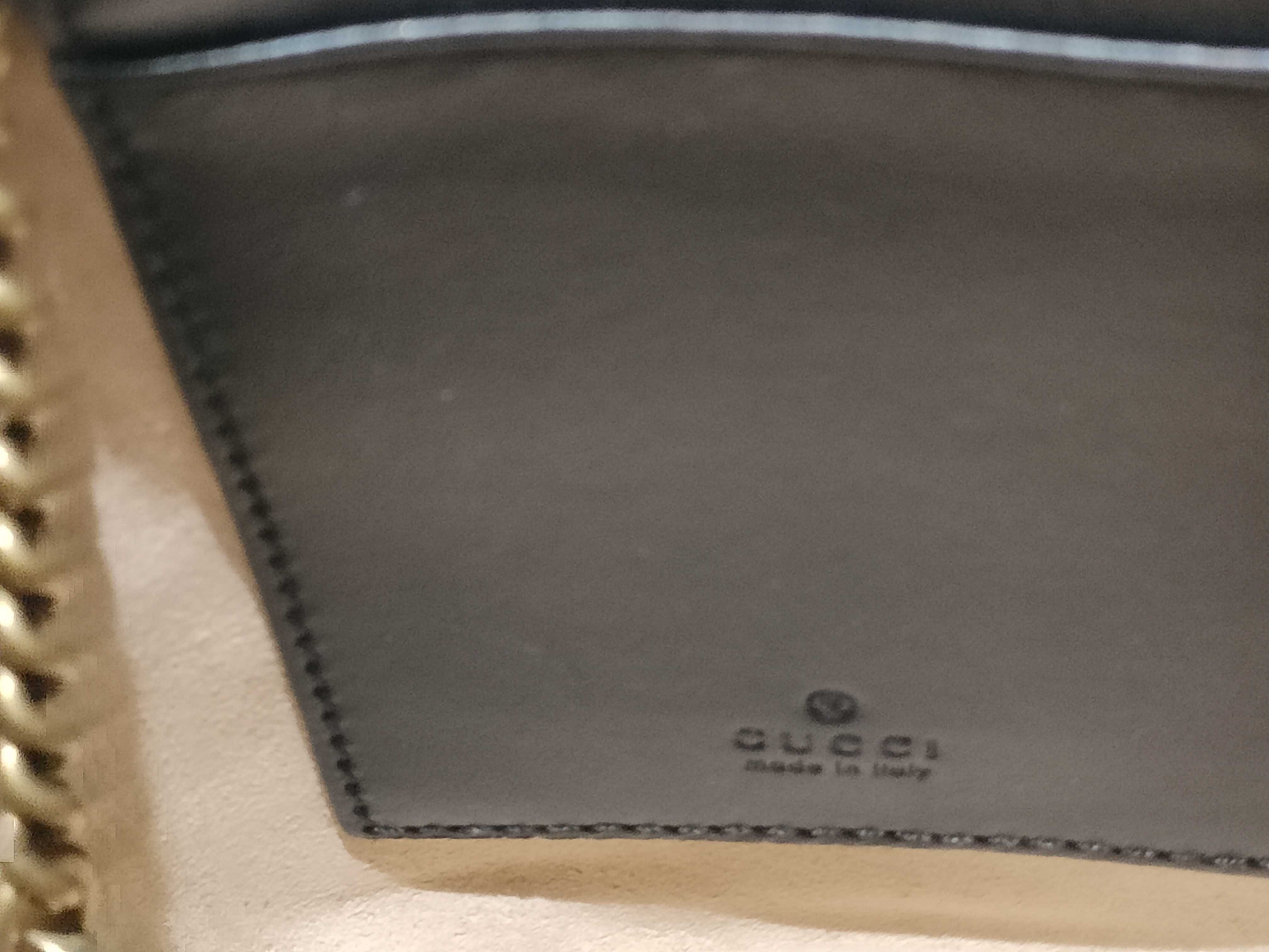 GG Marmont Quilted Chain Bag Shoulder Bag — view 9