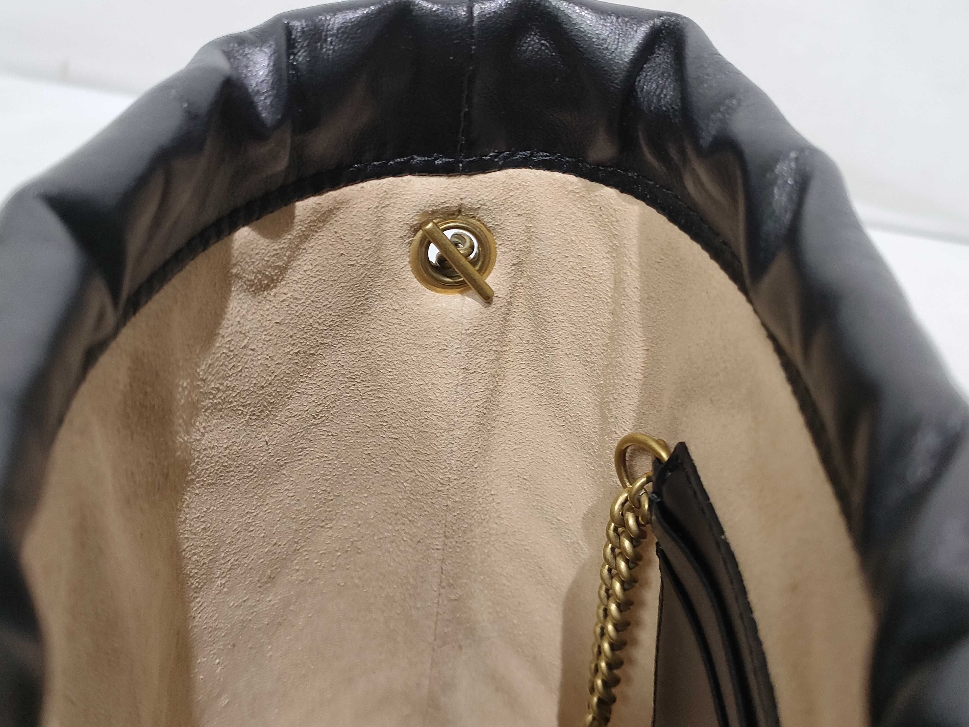 GG Marmont Quilted Chain Bag Shoulder Bag — view 10