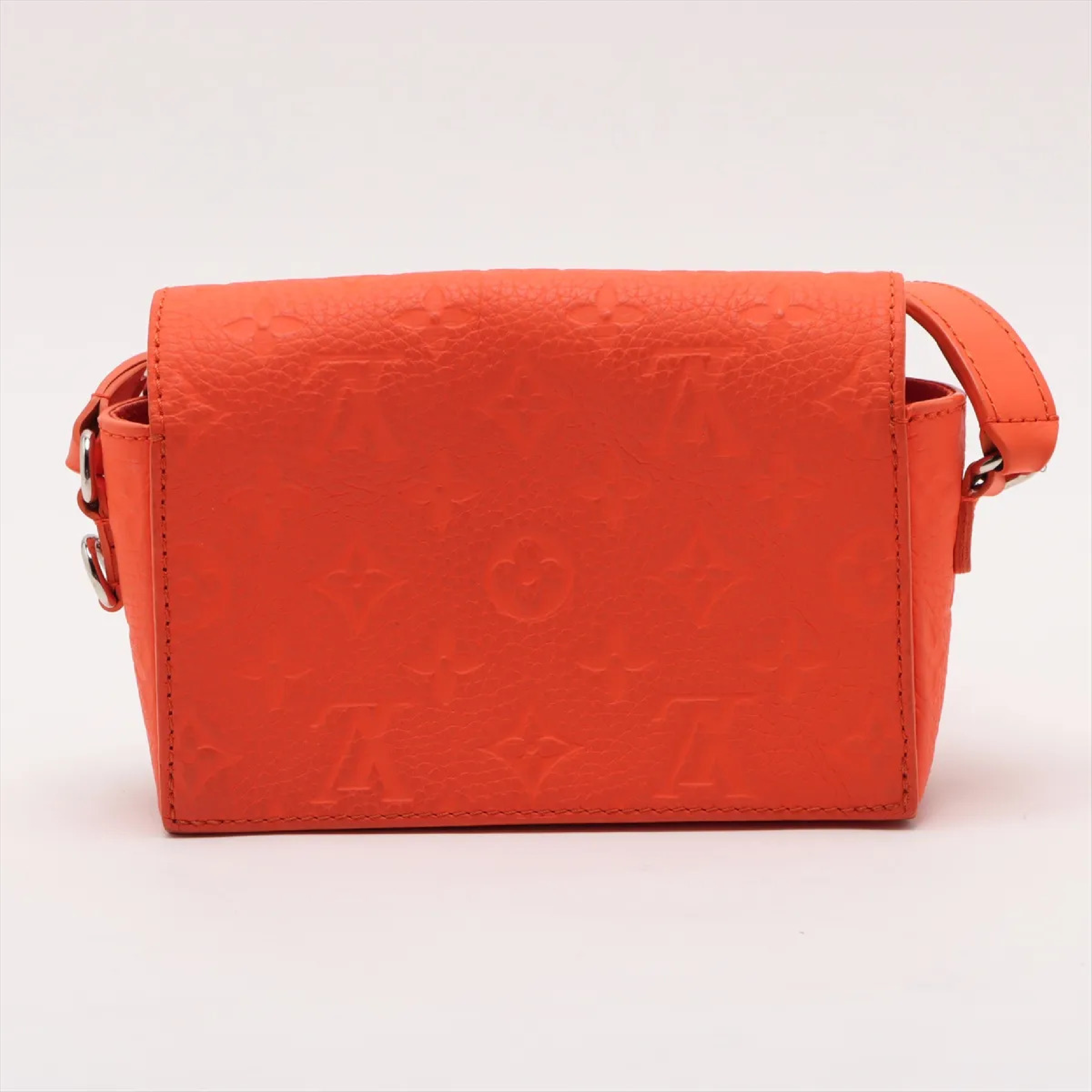 Taurillon Monogram Steamer M82916 Shoulder Bag (RFID detected) — view 2