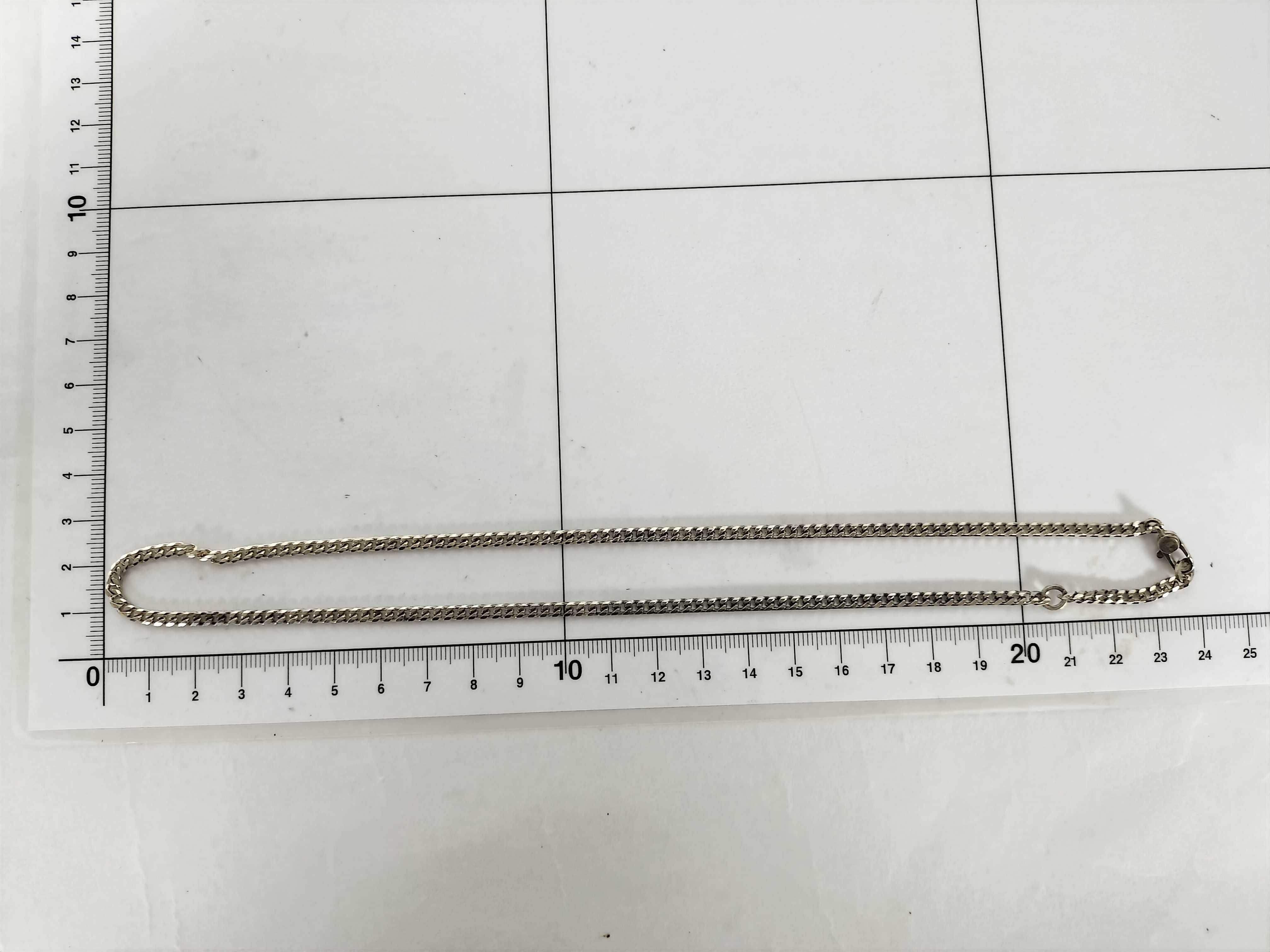 Cuban link chain necklace — view 2
