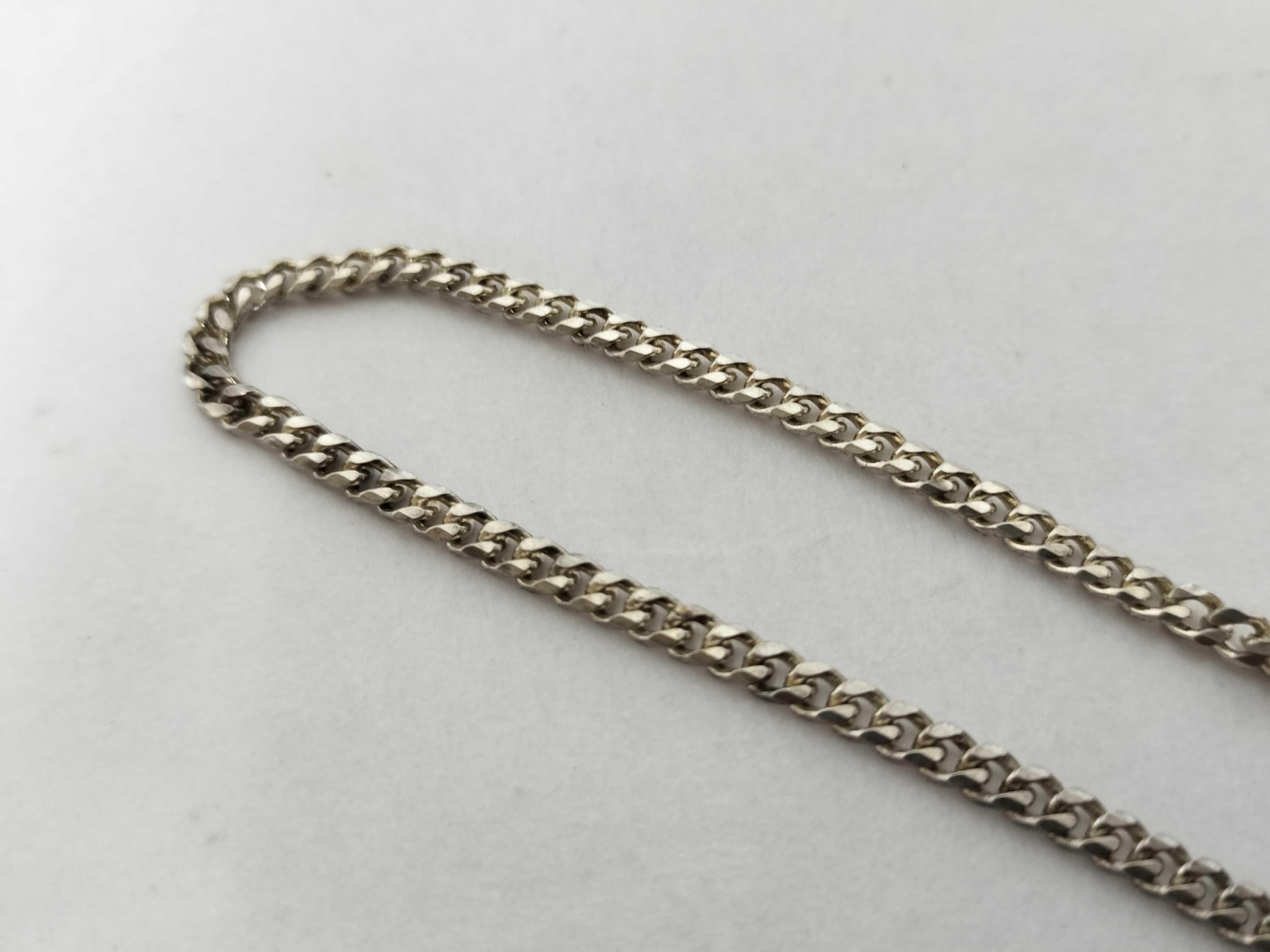 Cuban link chain necklace — view 3
