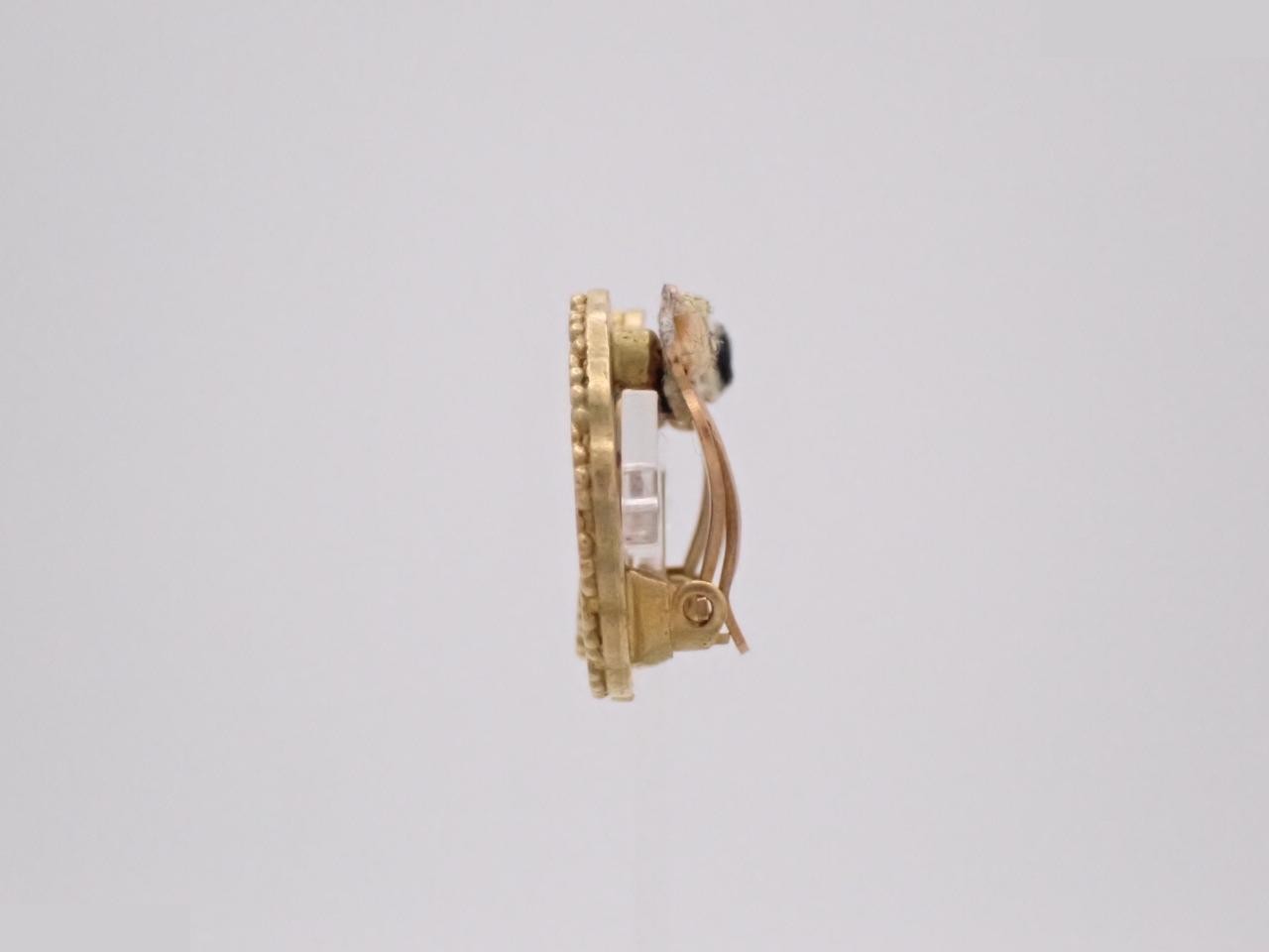 Earrings — view 3
