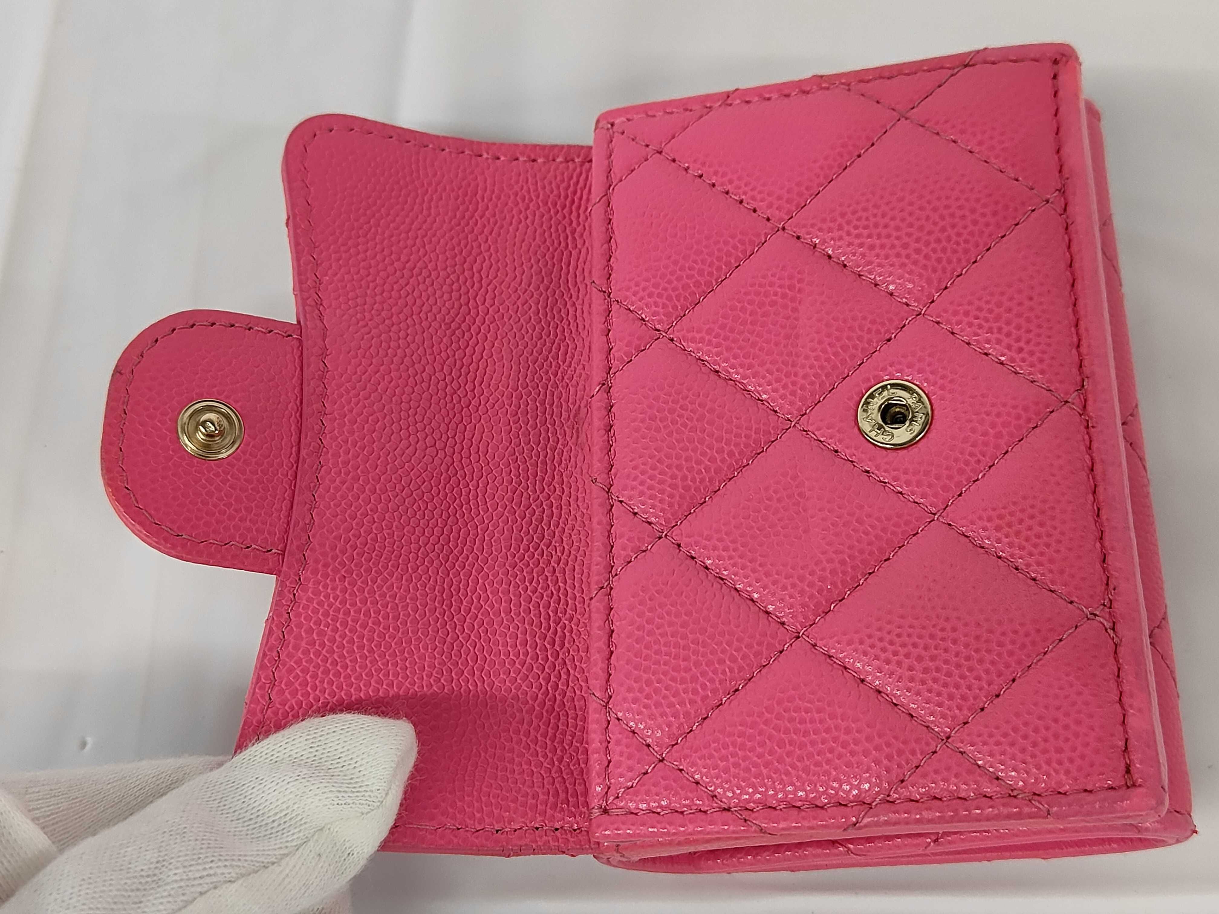 Pink Caviar Skin Matelassé Small Flap Wallet Tri-fold Wallet — view 4