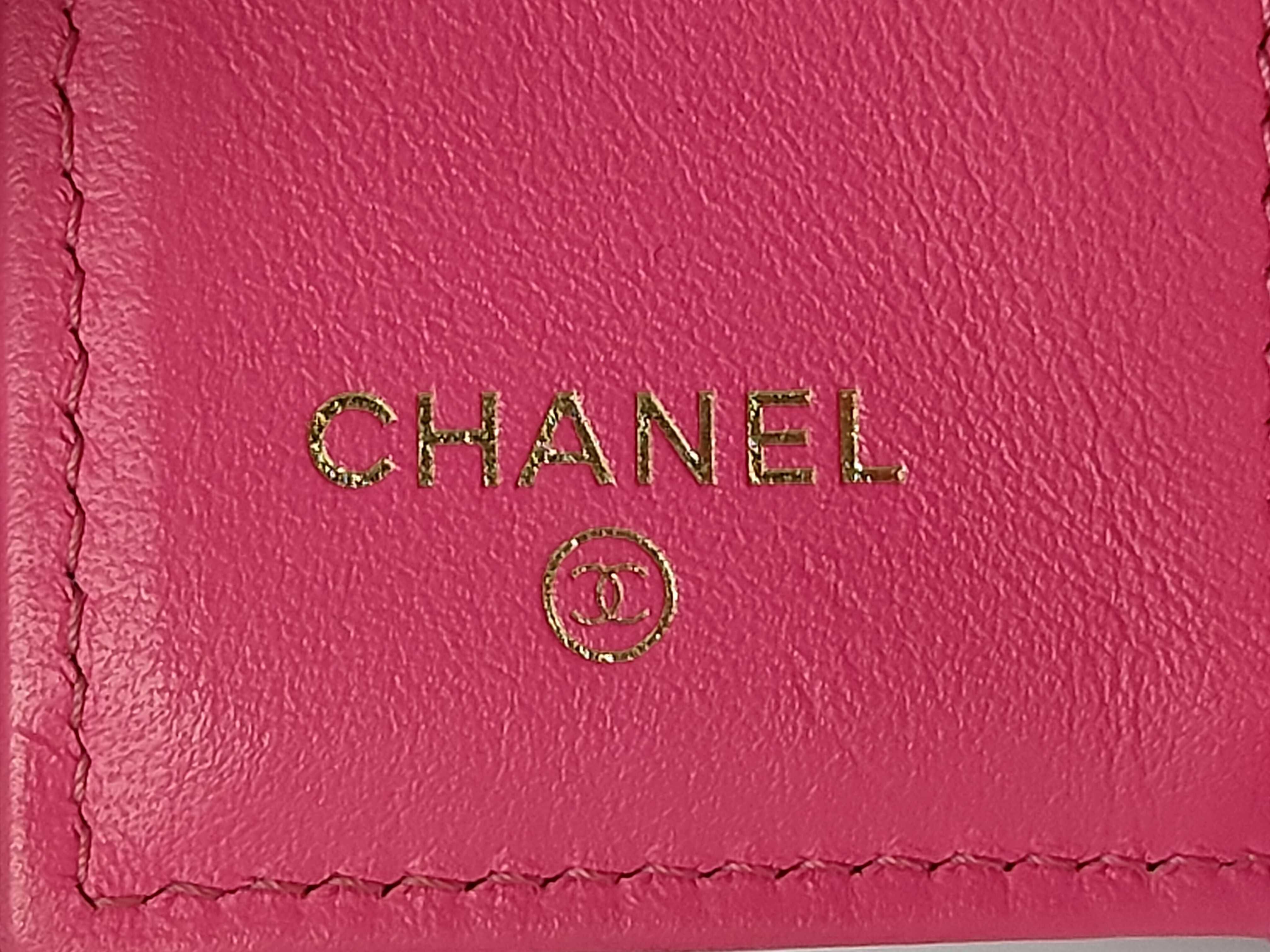 Pink Caviar Skin Matelassé Small Flap Wallet Tri-fold Wallet — view 7