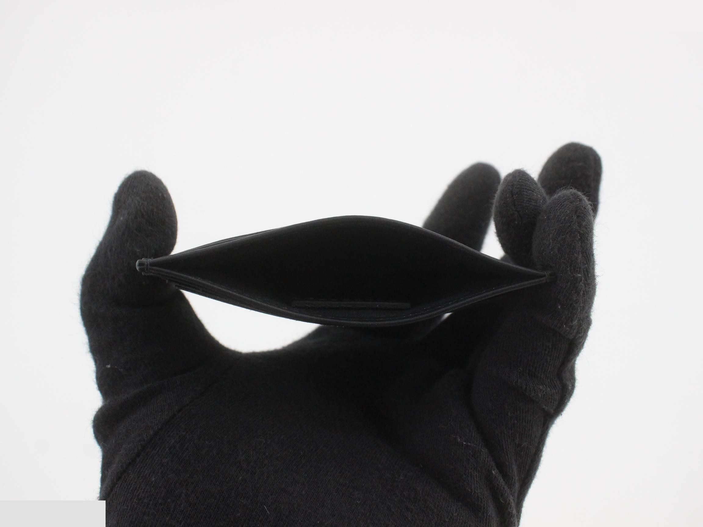 Card case — view 4