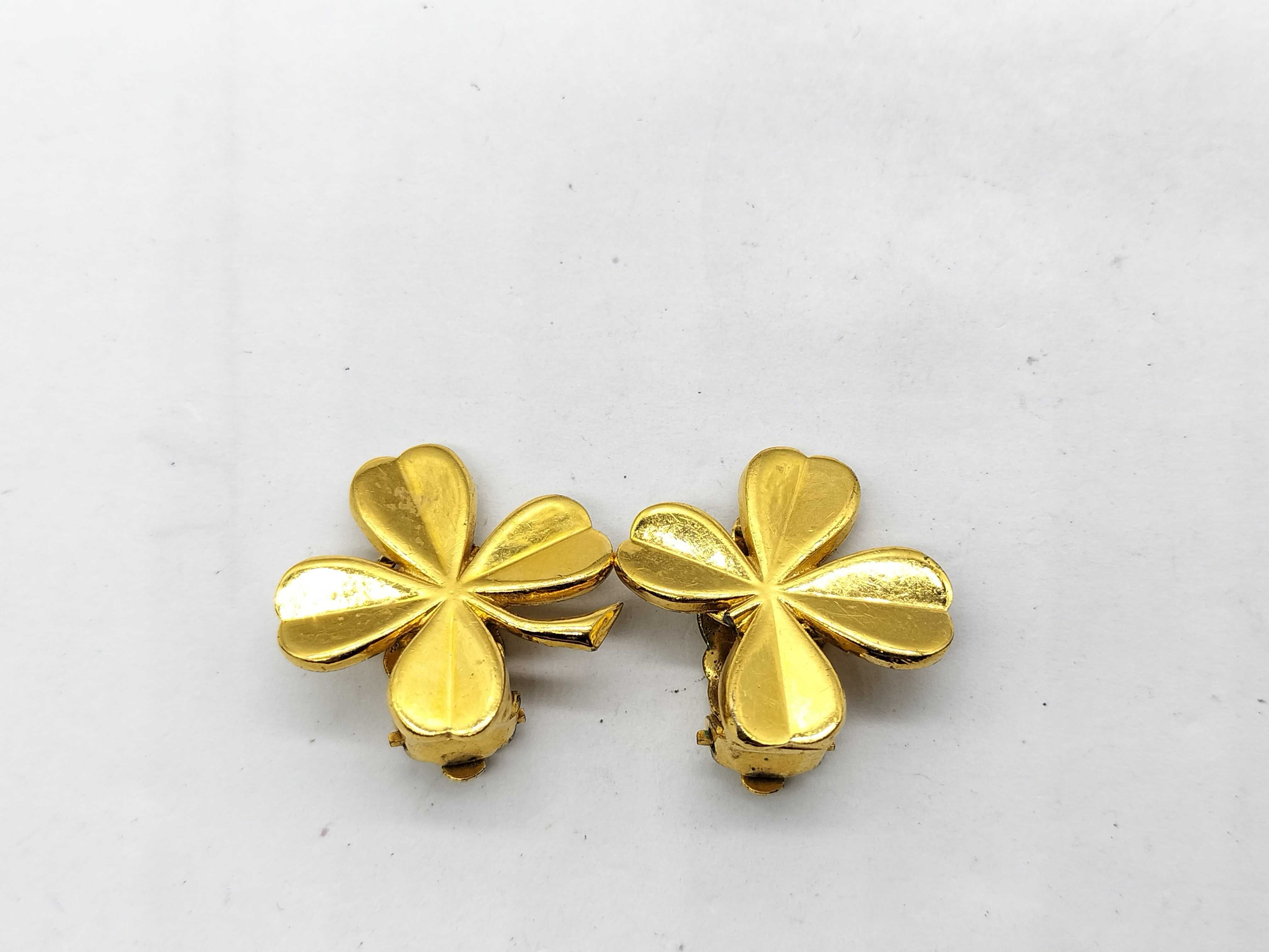 93A Clover Motif Earrings