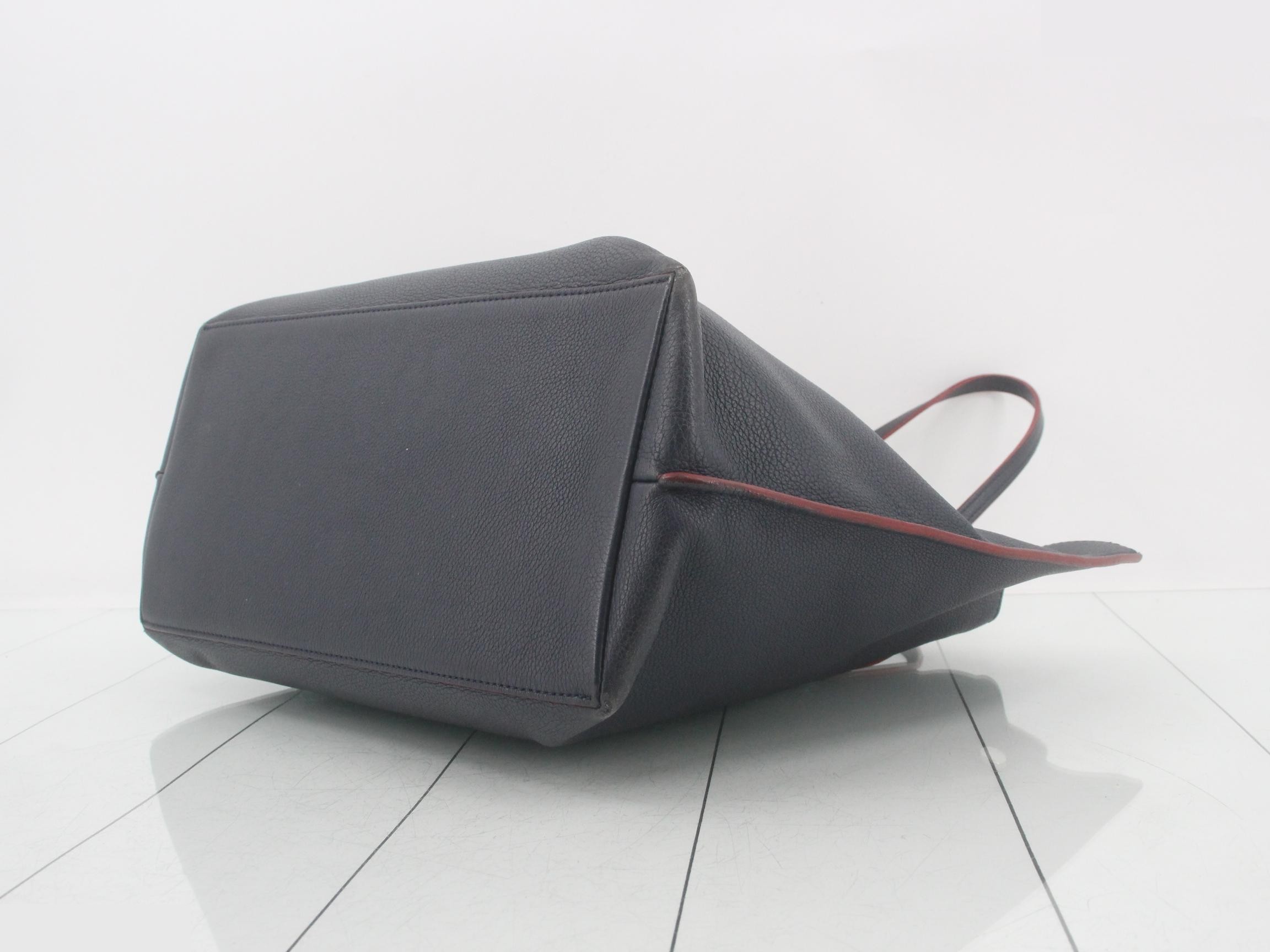 Lockme Go Marine Rouge Tote Bag — view 6