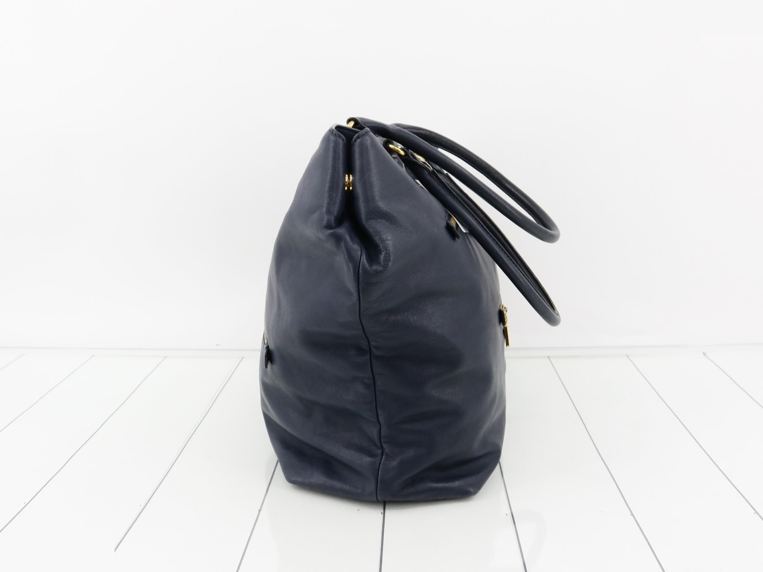 leather handbag — view 4