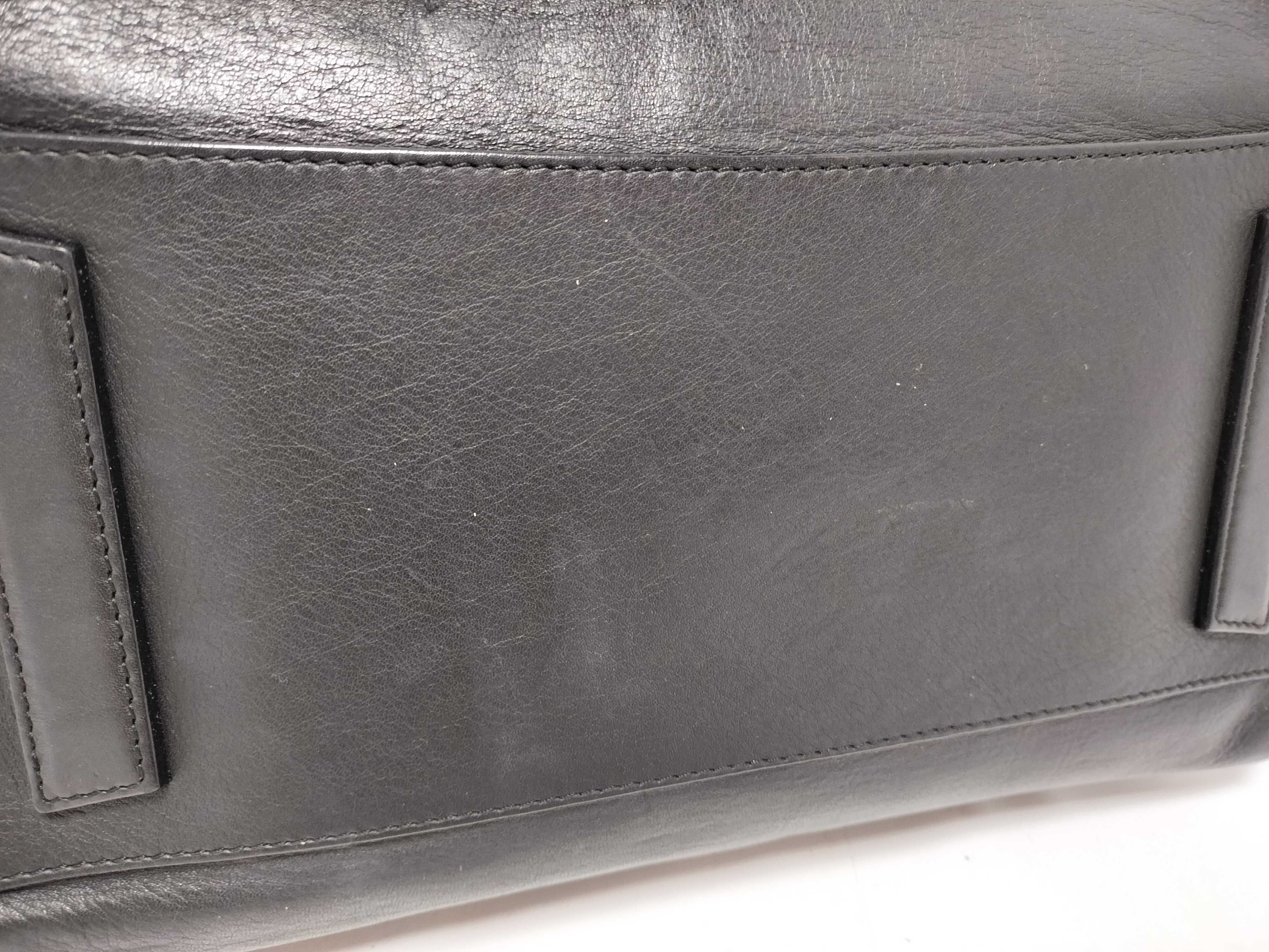 Antigona Small 2-Way Bag Black BB05113012 Handbag — view 9