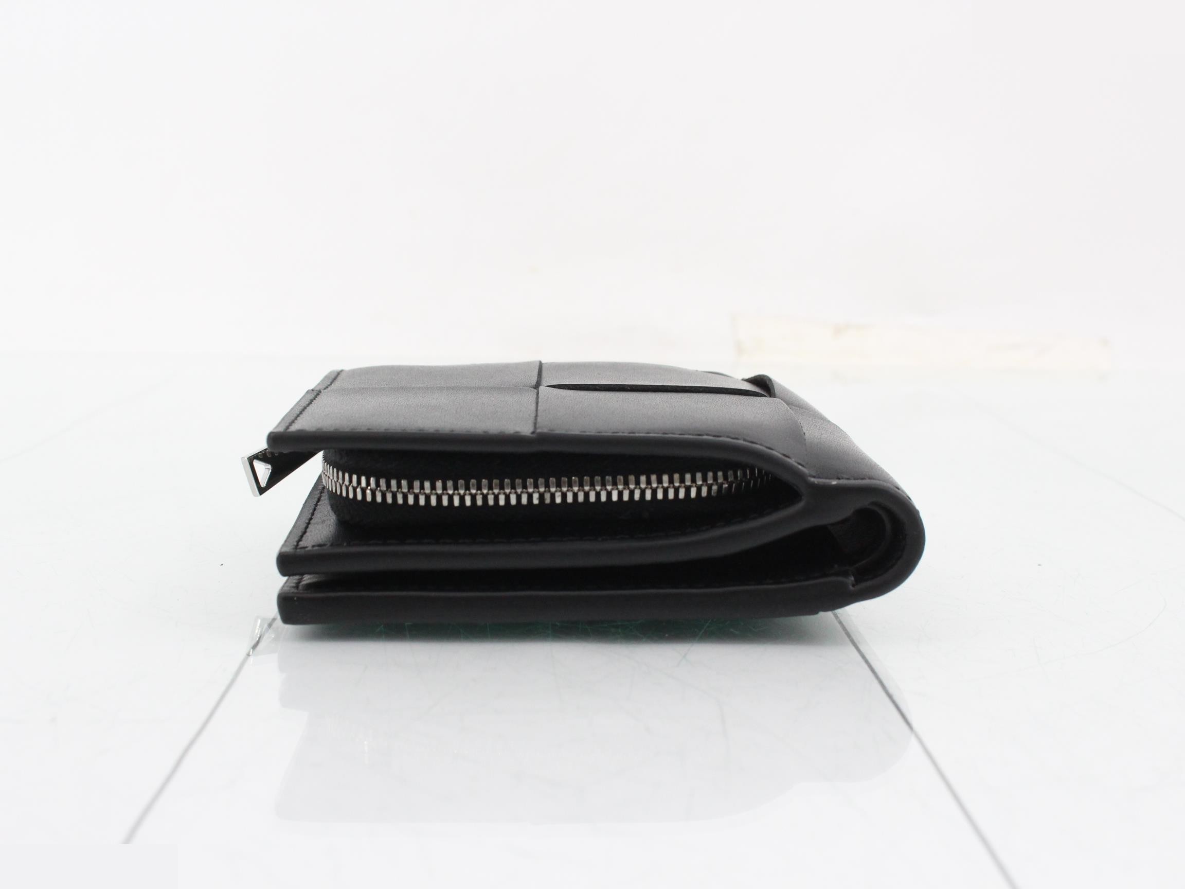Maxi Intrecciato Bi-fold Wallet, Unused, Black — view 3