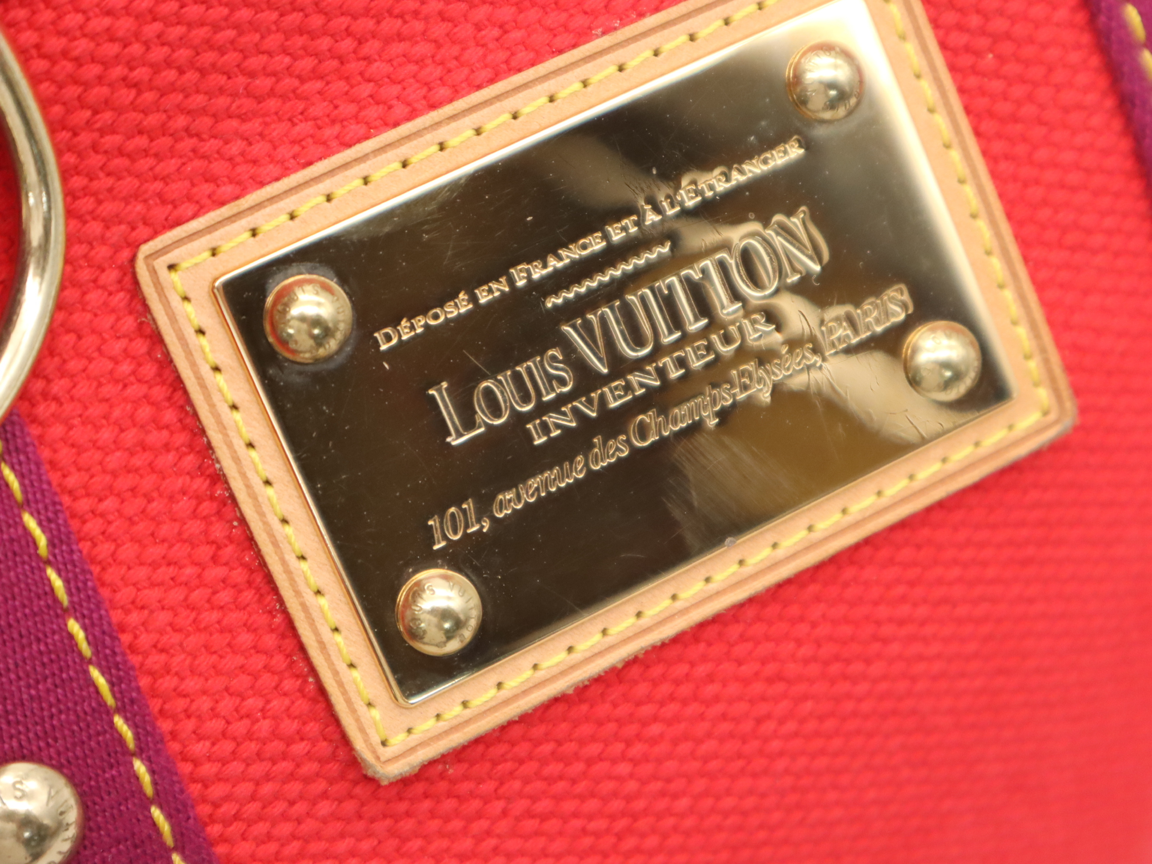 M40037 Antigua Cabas PM Rouge Handbag — view 9
