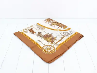 Carré 90 Winter Mail Coach Silk Scarf