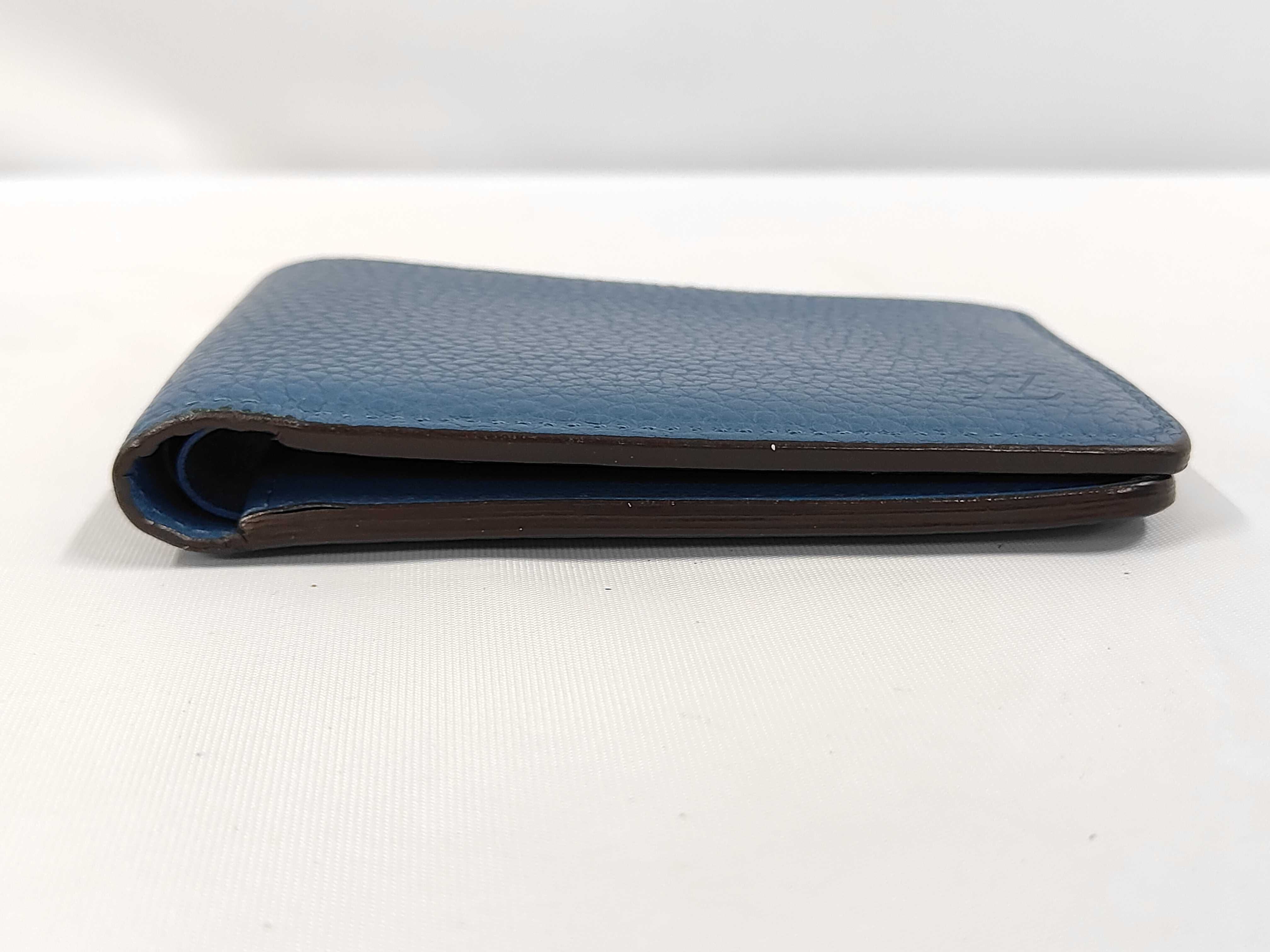 LV Epi Blue Wallet — view 3
