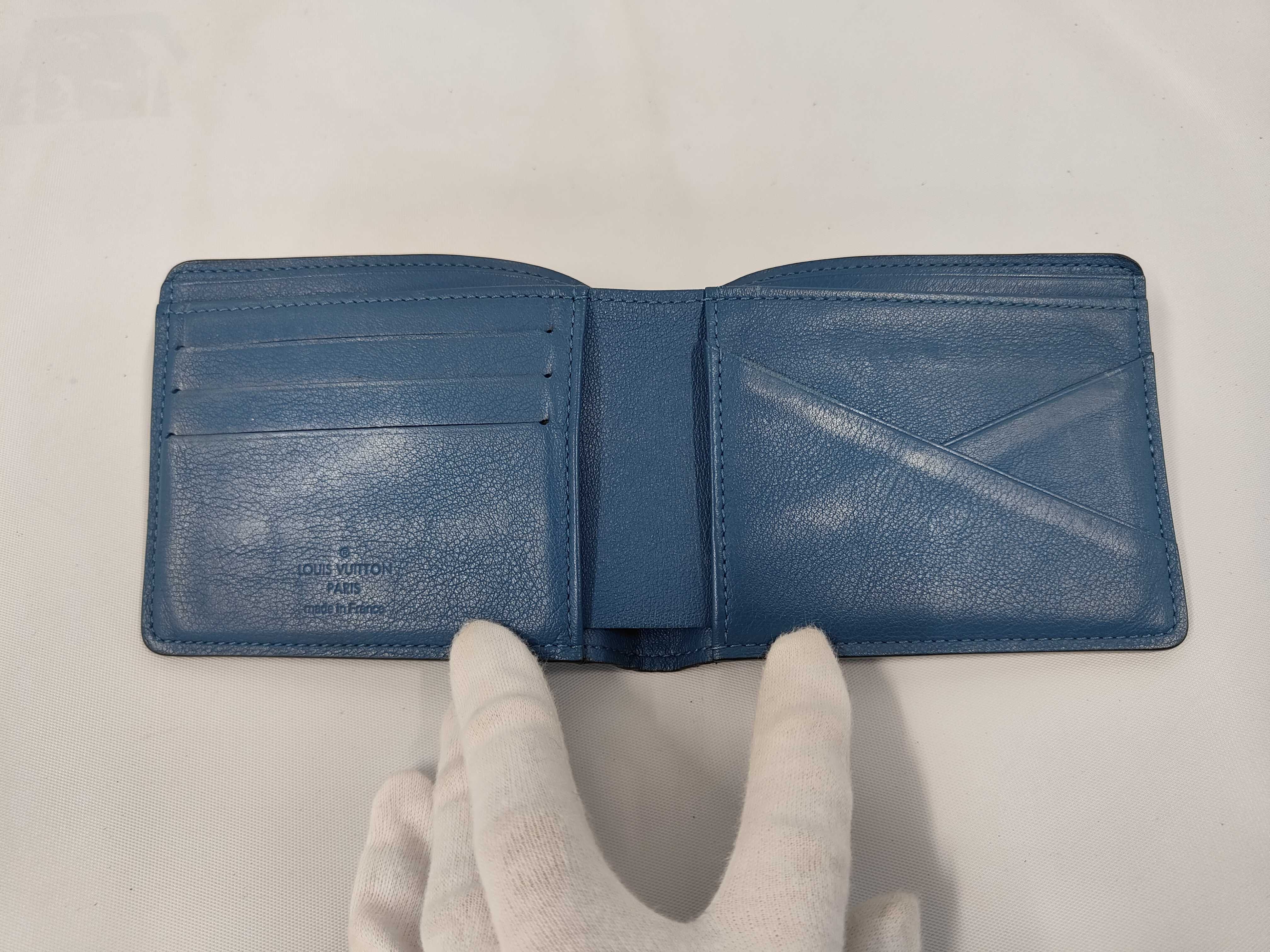 LV Epi Blue Wallet — view 5