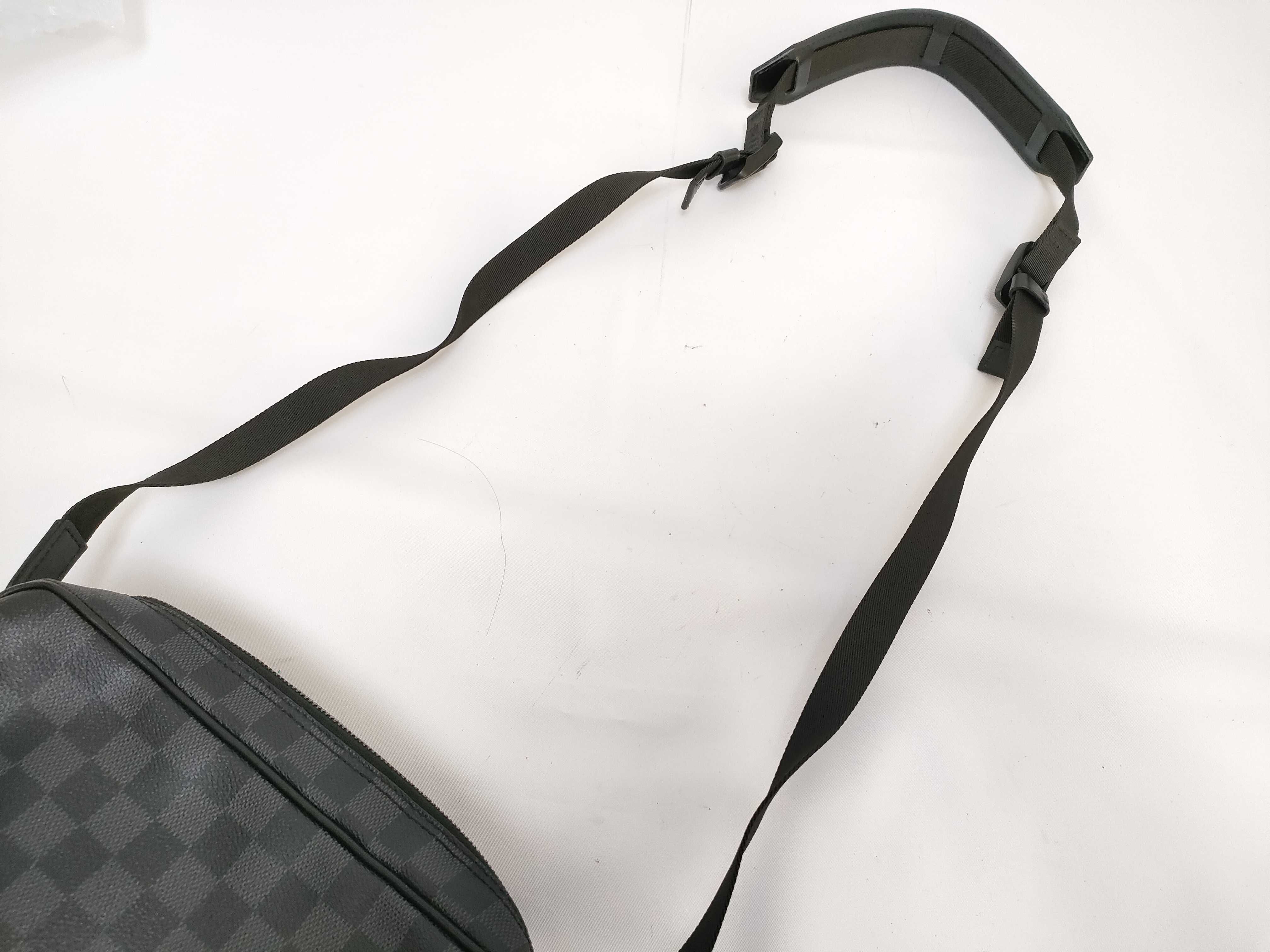 Damier Graphite LV Louis Vuitton Damier Utility Shoulder Bag — view 5