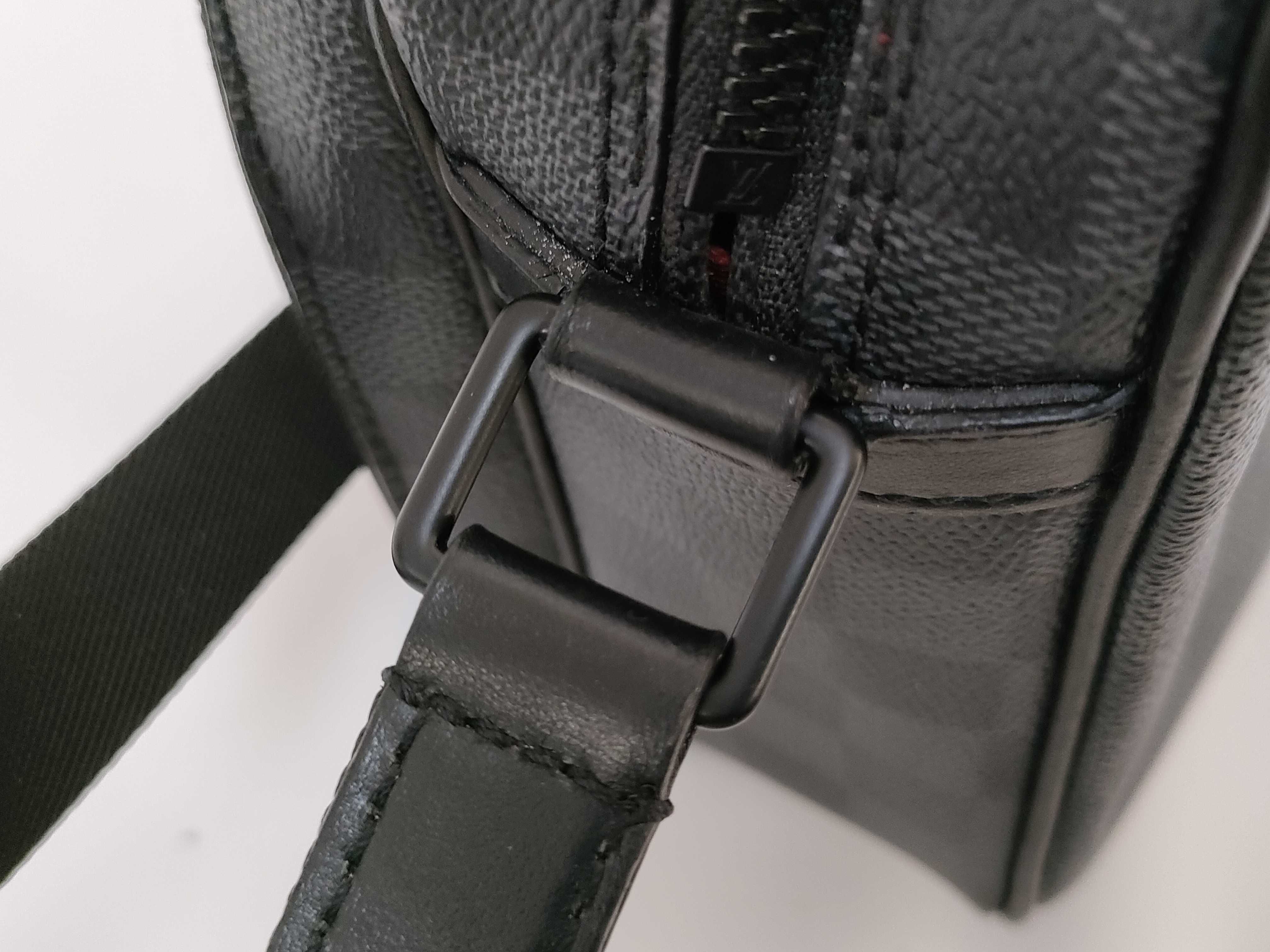 Damier Graphite LV Louis Vuitton Damier Utility Shoulder Bag — view 8