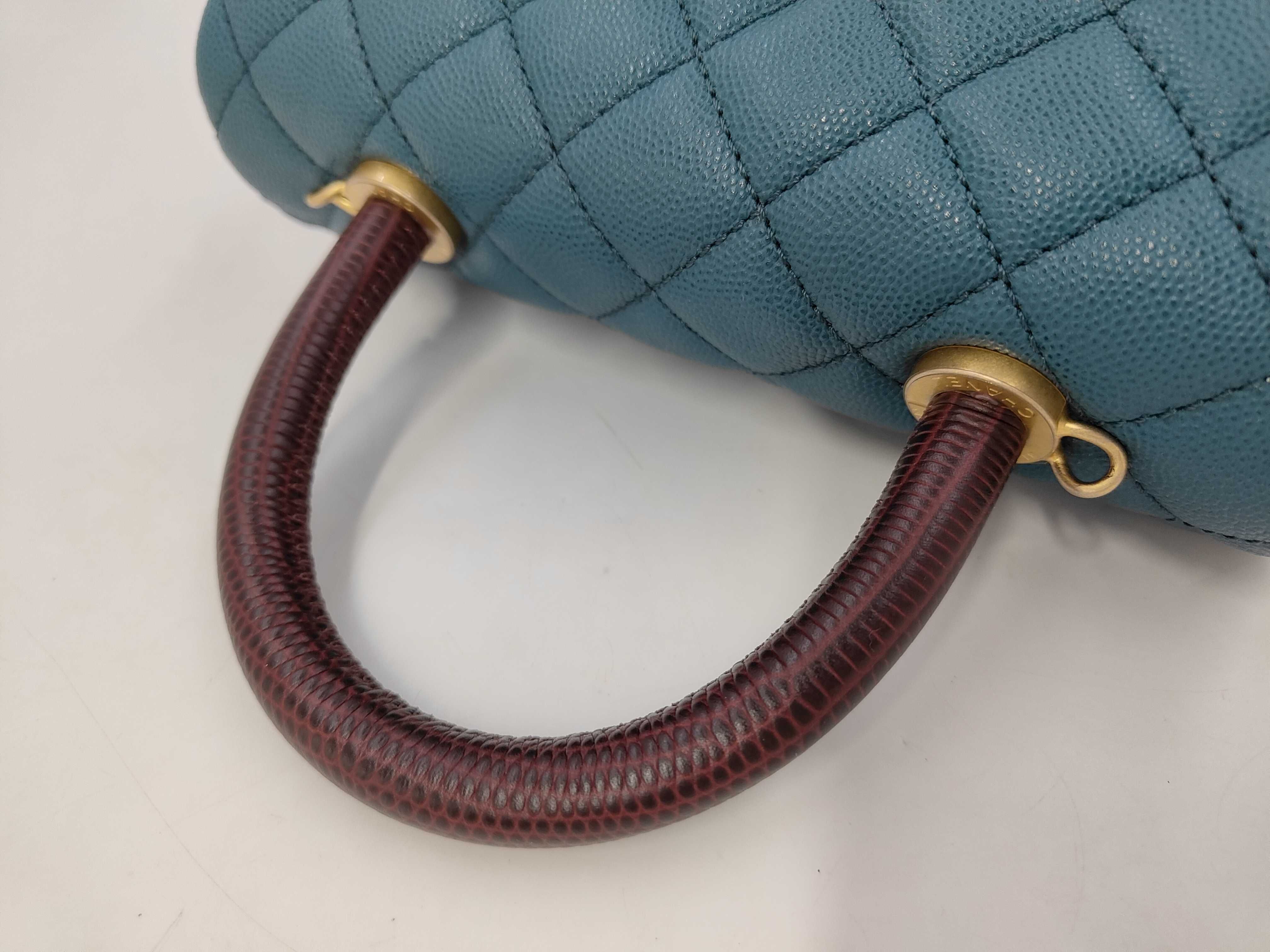 Coco Handle Handbag Shoulder Bag — view 4
