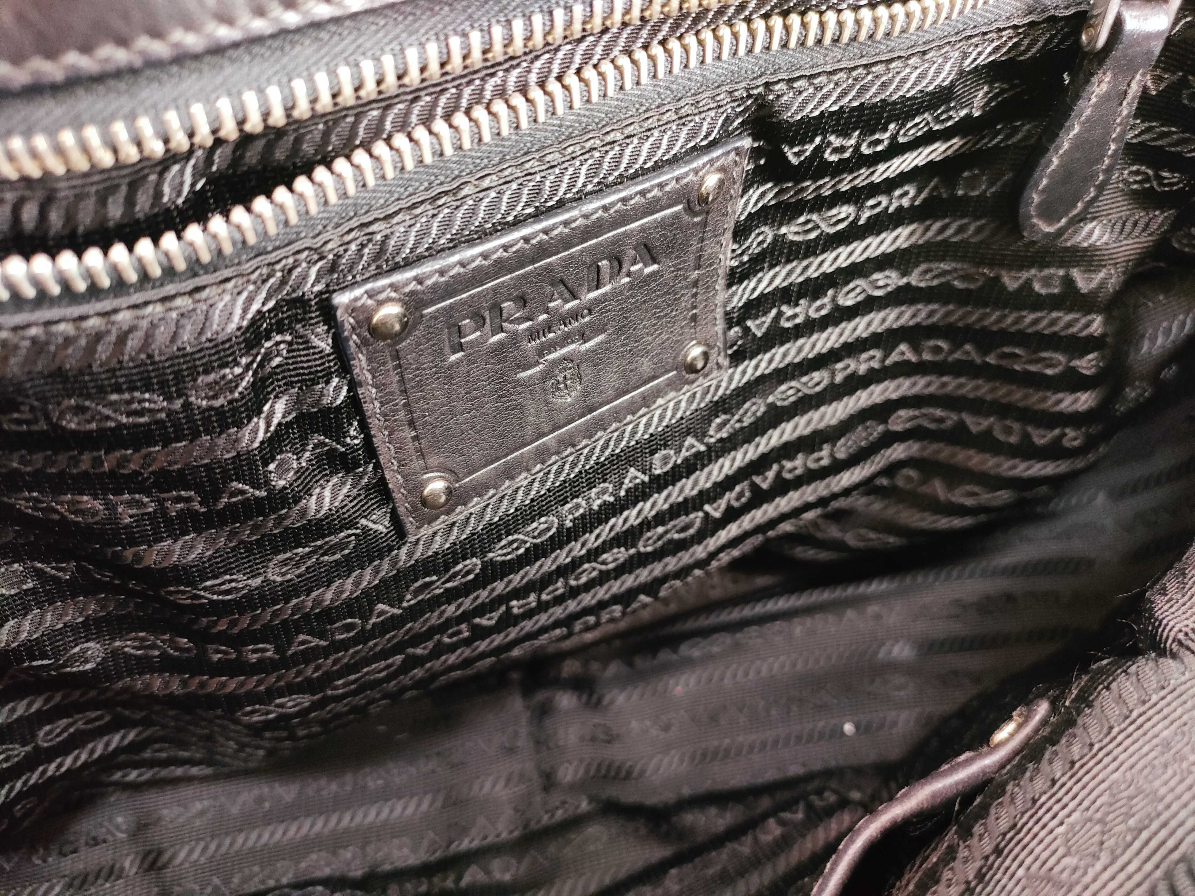 handbag, leather, black, with name tag. — view 12