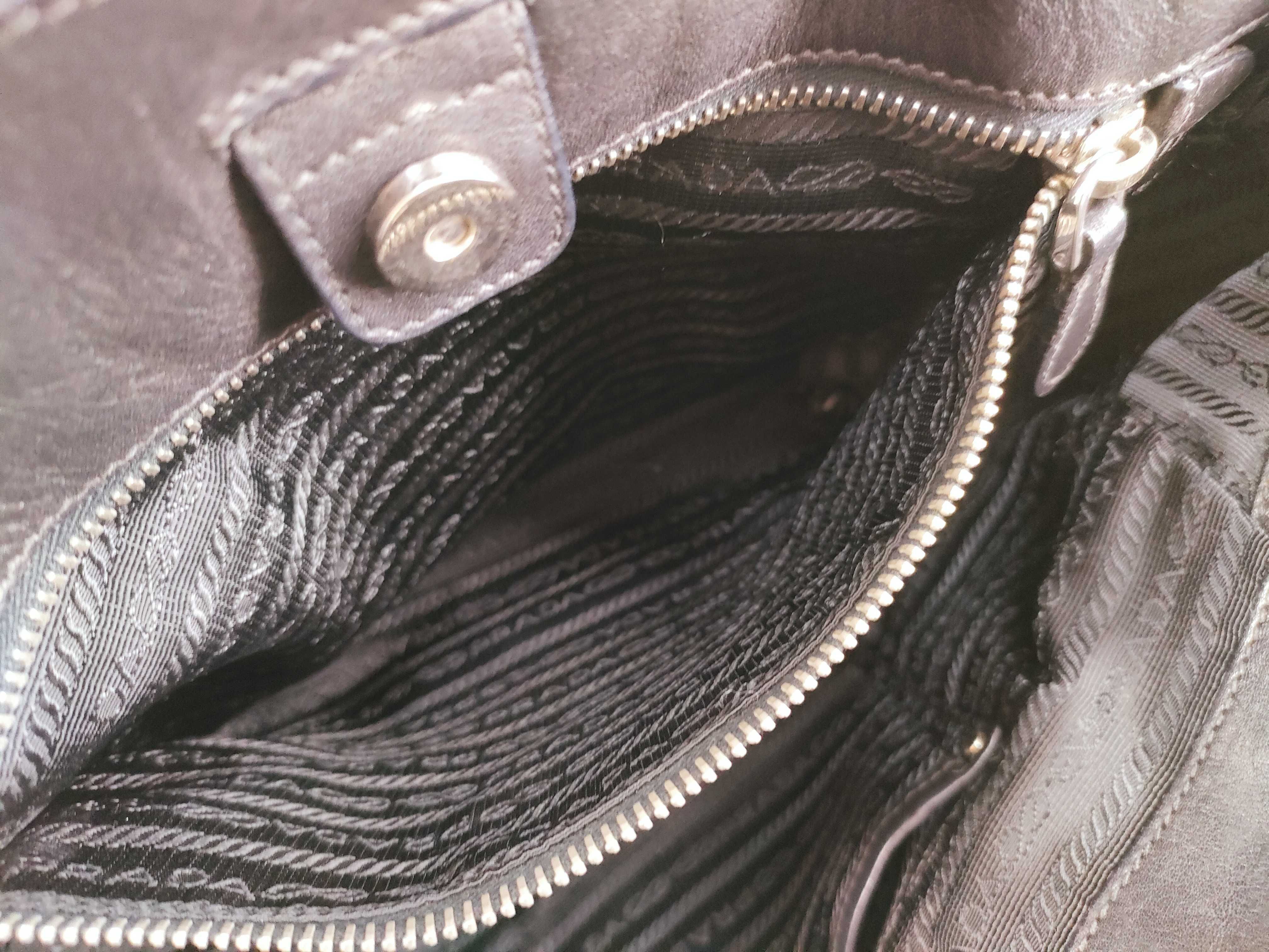 handbag, leather, black, with name tag. — view 13