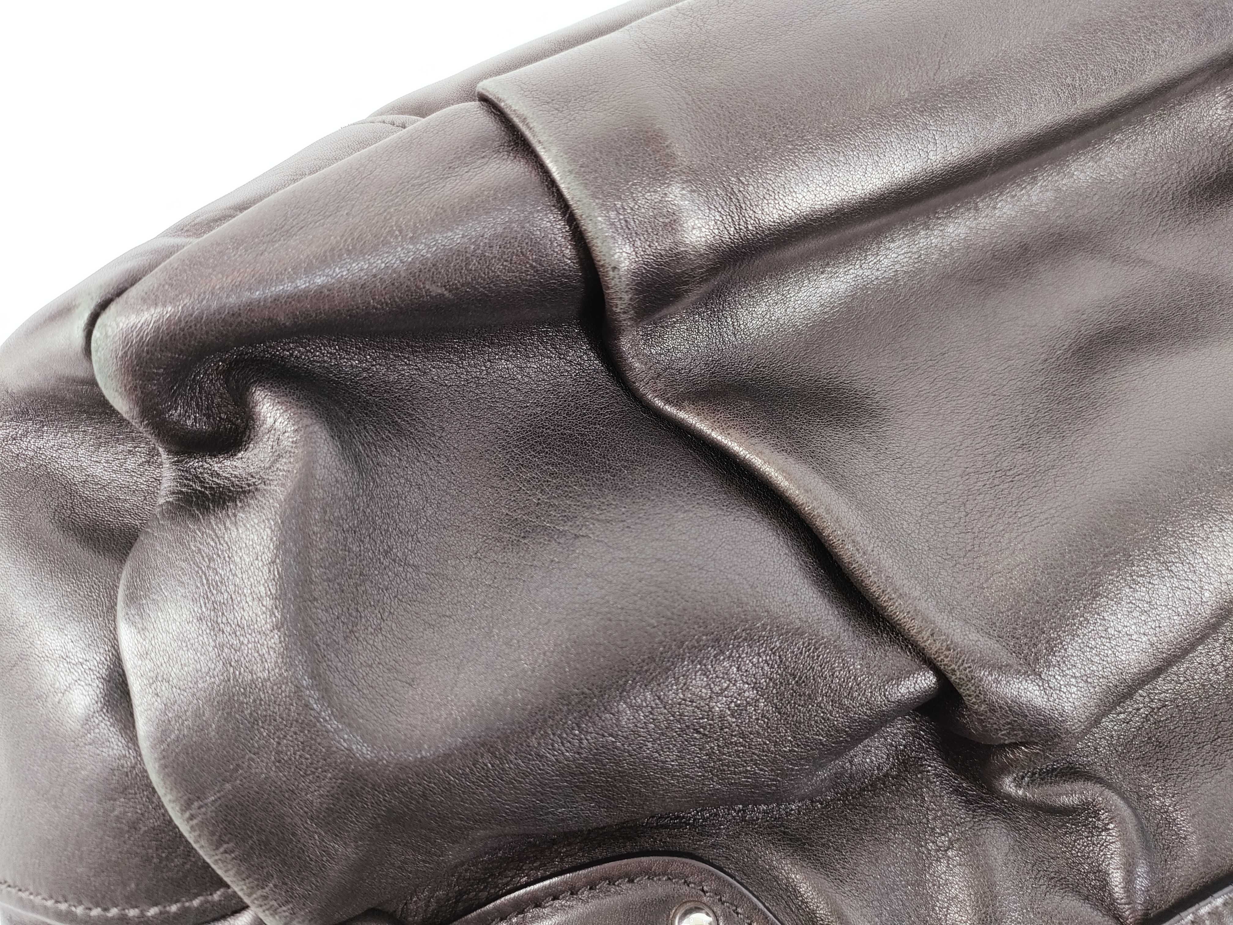 handbag, leather, black, with name tag. — view 15