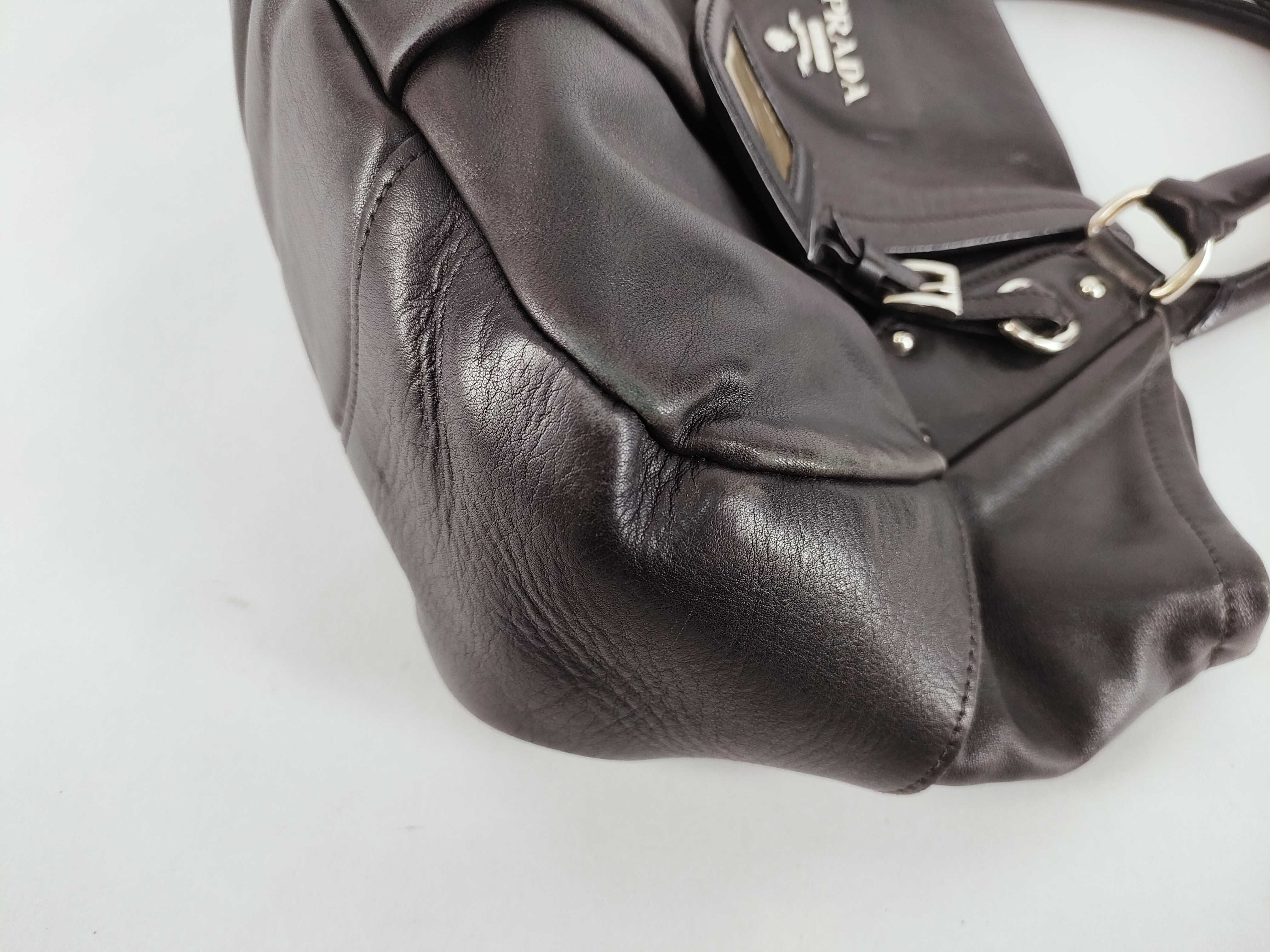 handbag, leather, black, with name tag. — view 6
