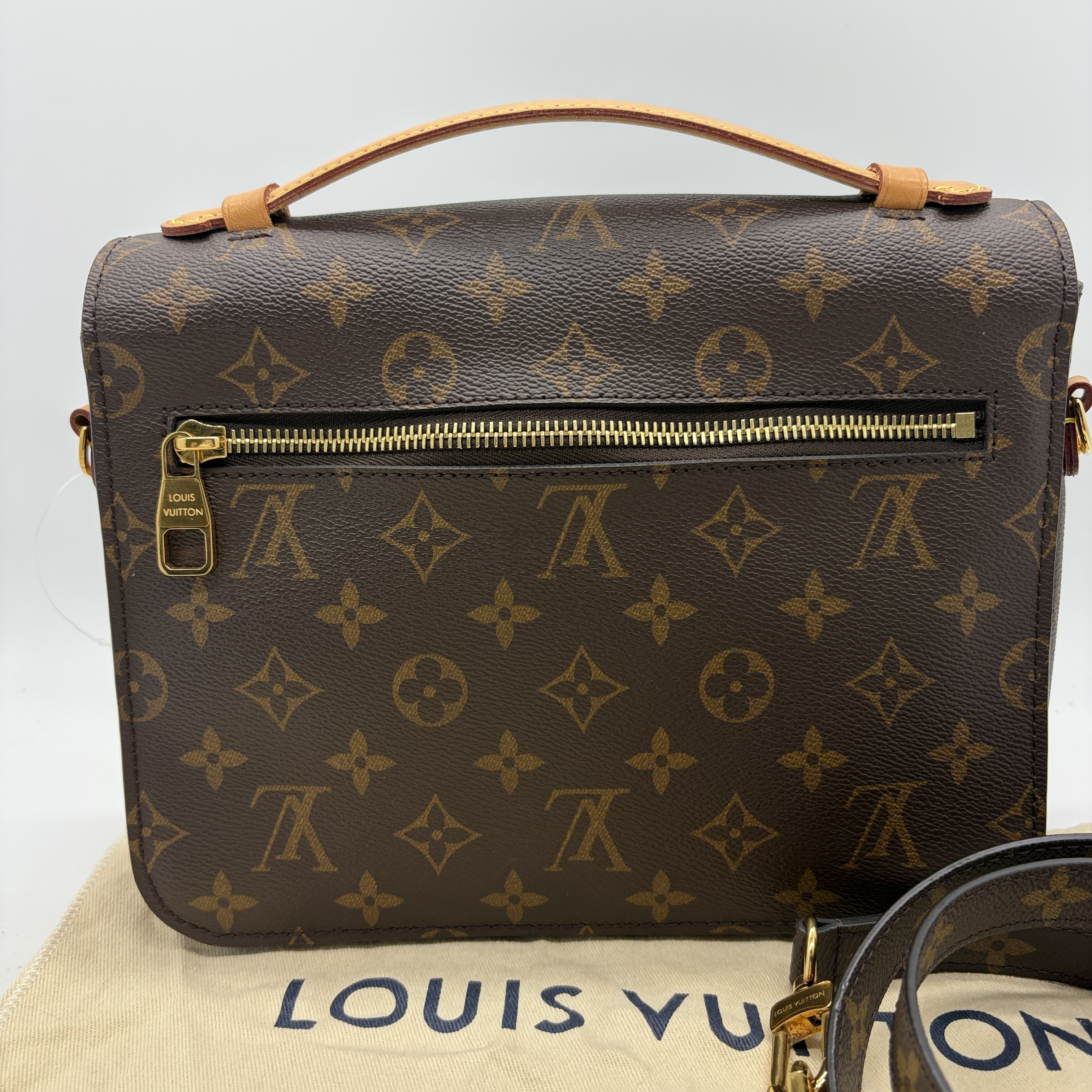 Pochette Métis MM Shoulder Bag — view 2