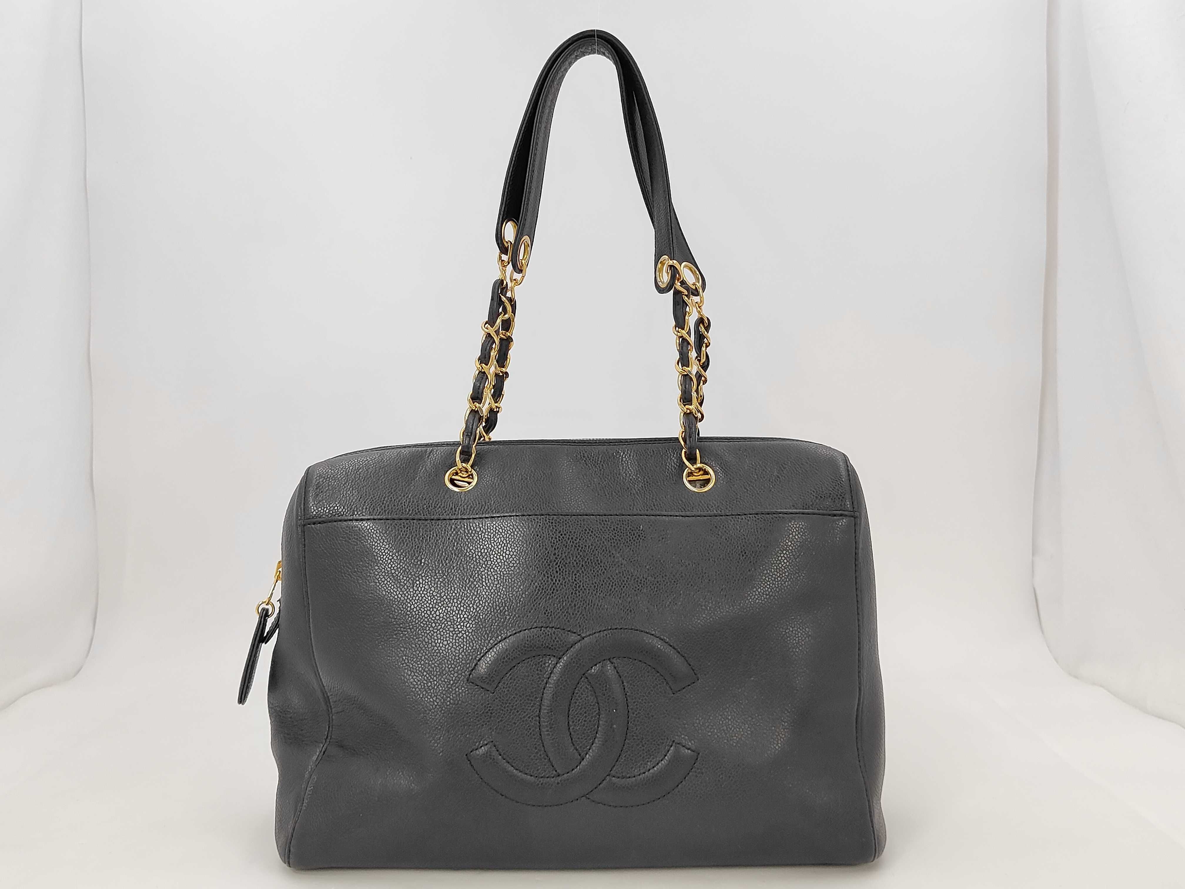 Chain Shoulder Caviar Skin Black No. 5 Bag