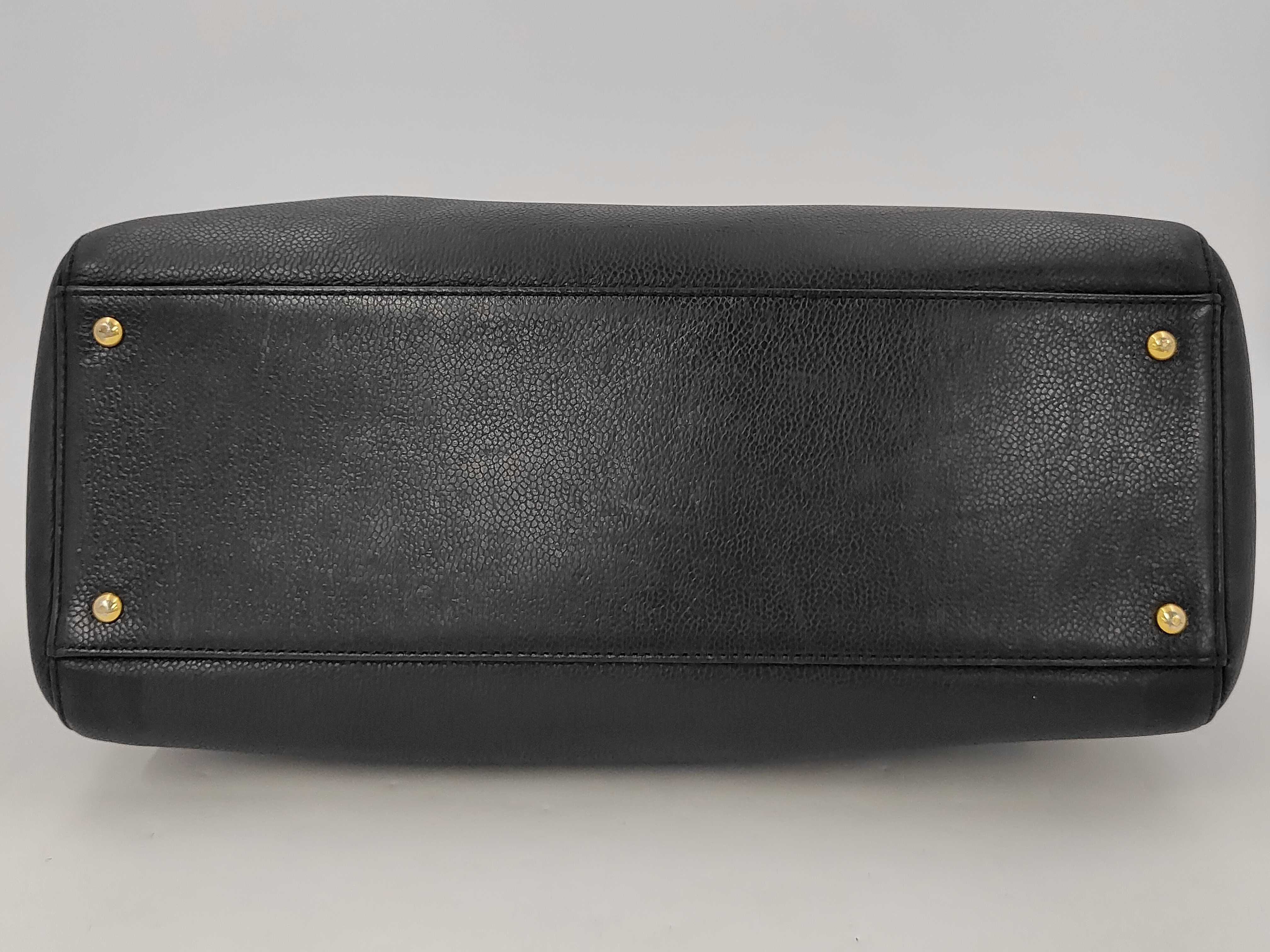 Chain Shoulder Caviar Skin Black No. 5 Bag — view 4
