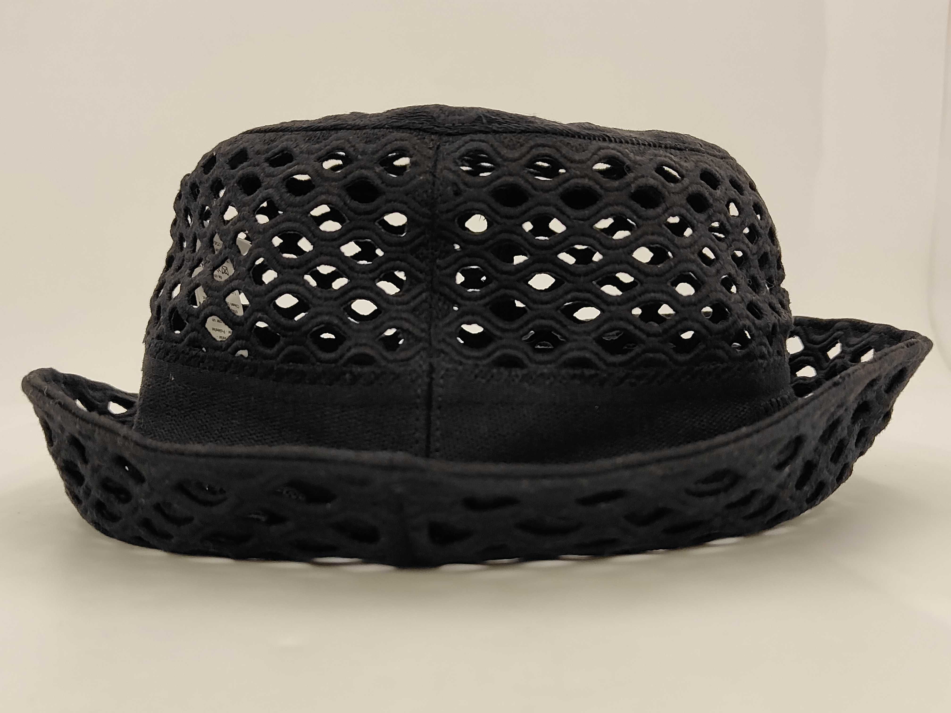 hat and other accessories — view 3