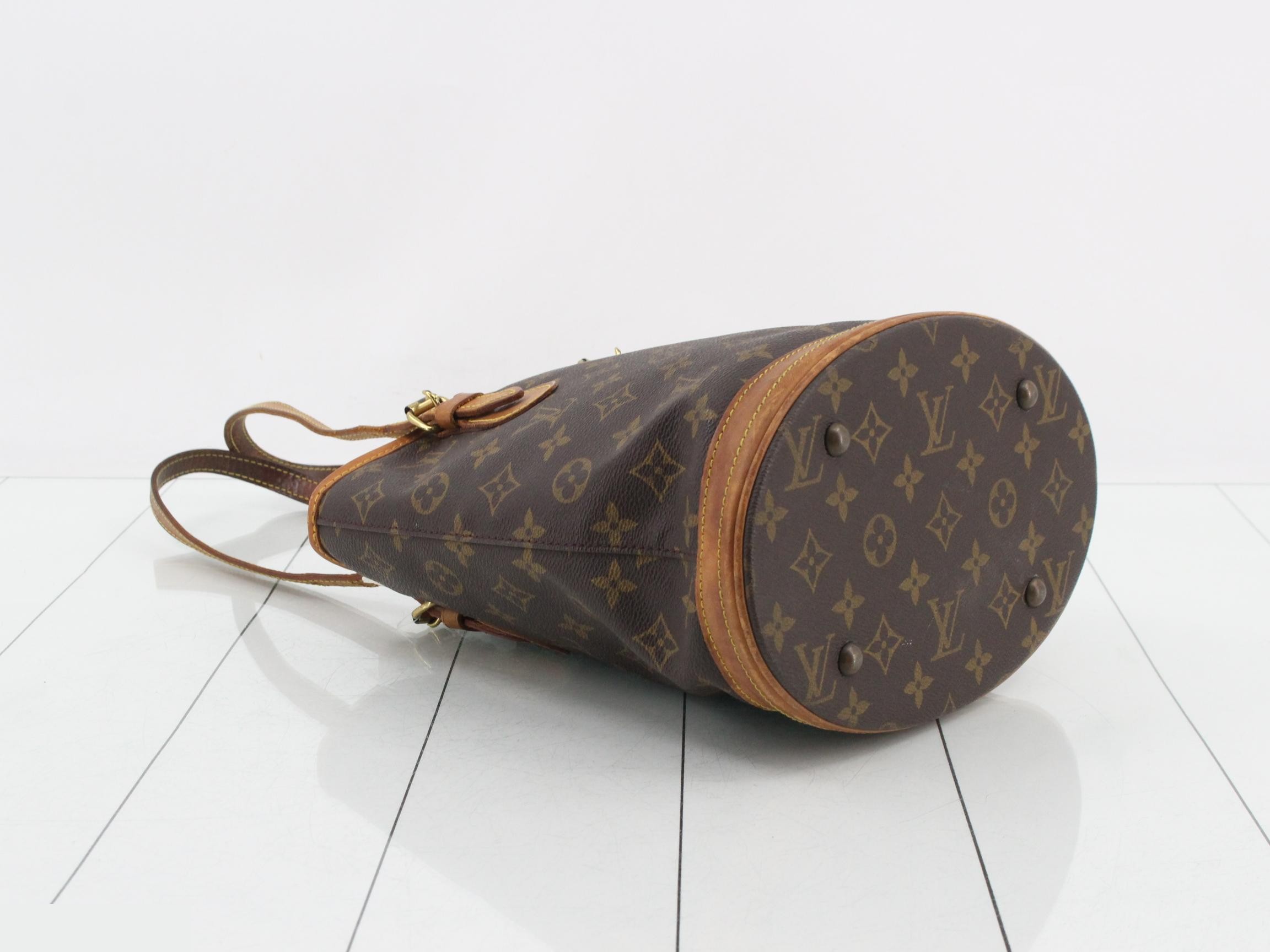 LV Monogram Bucket PM — view 5