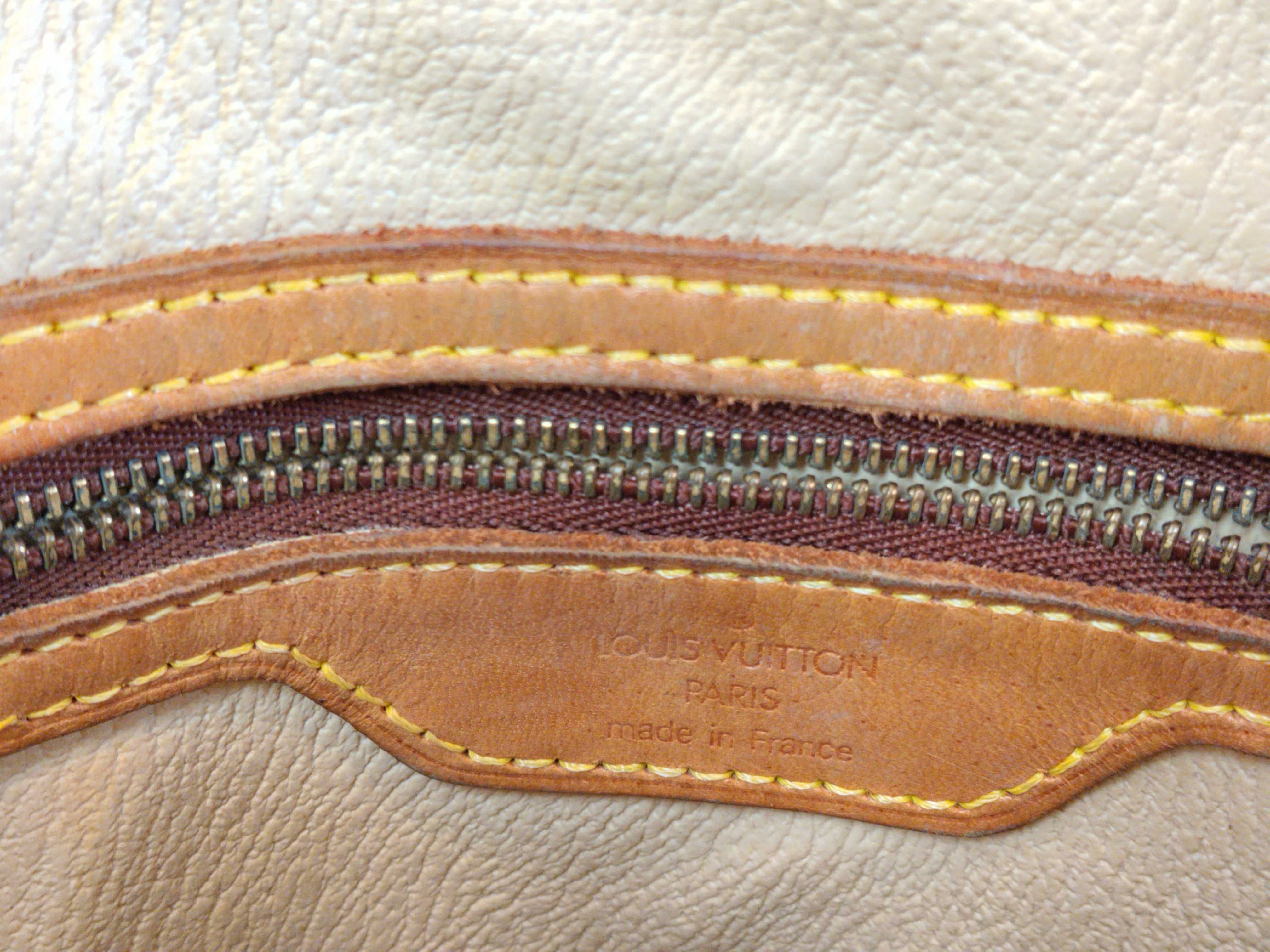 Monogram Bucket PM Handbag M42238 — view 11