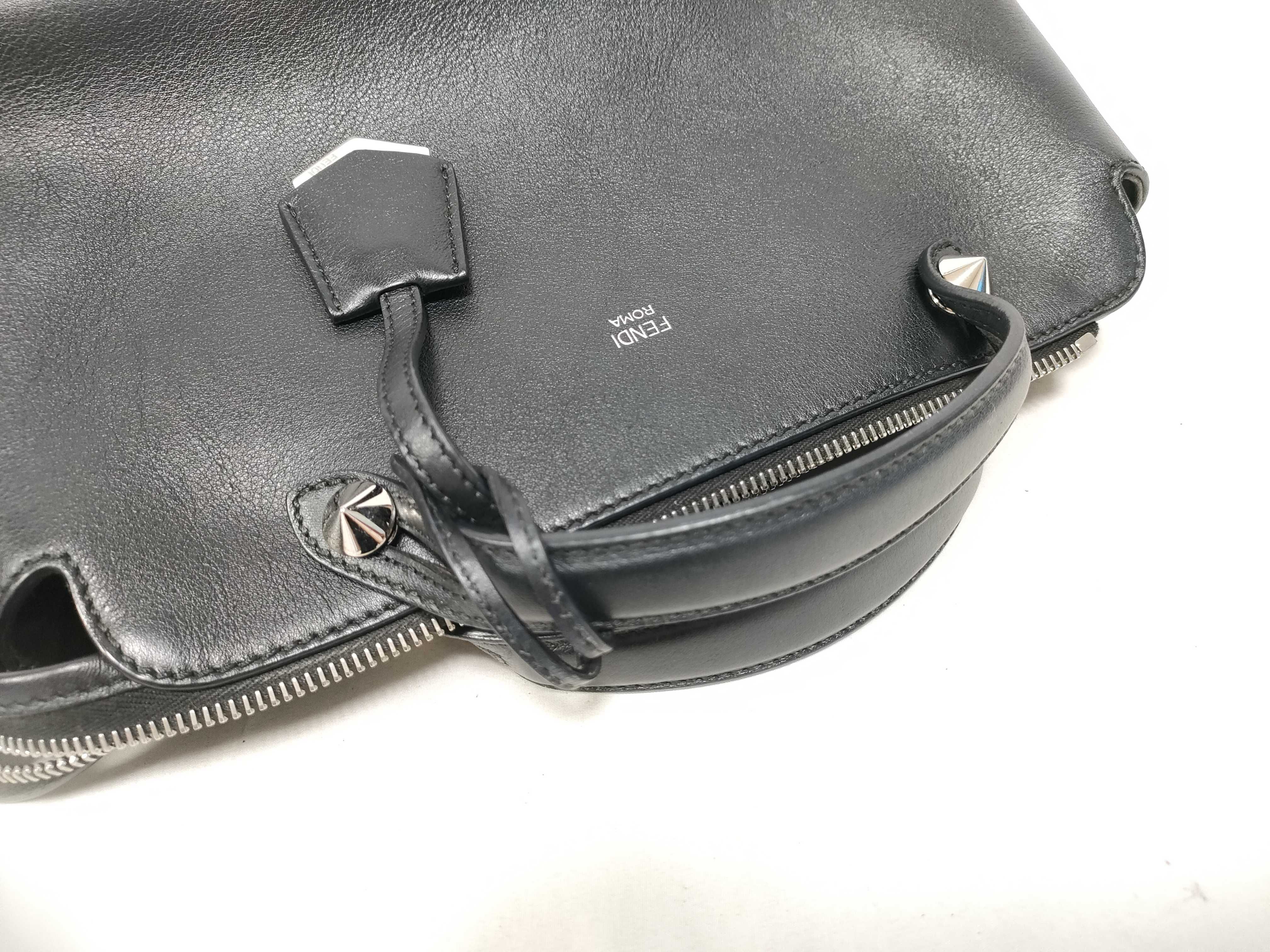 By The Way Medium Leather 2-Way Shoulder Bag, Black, 8BL146 (Handbag) — view 8