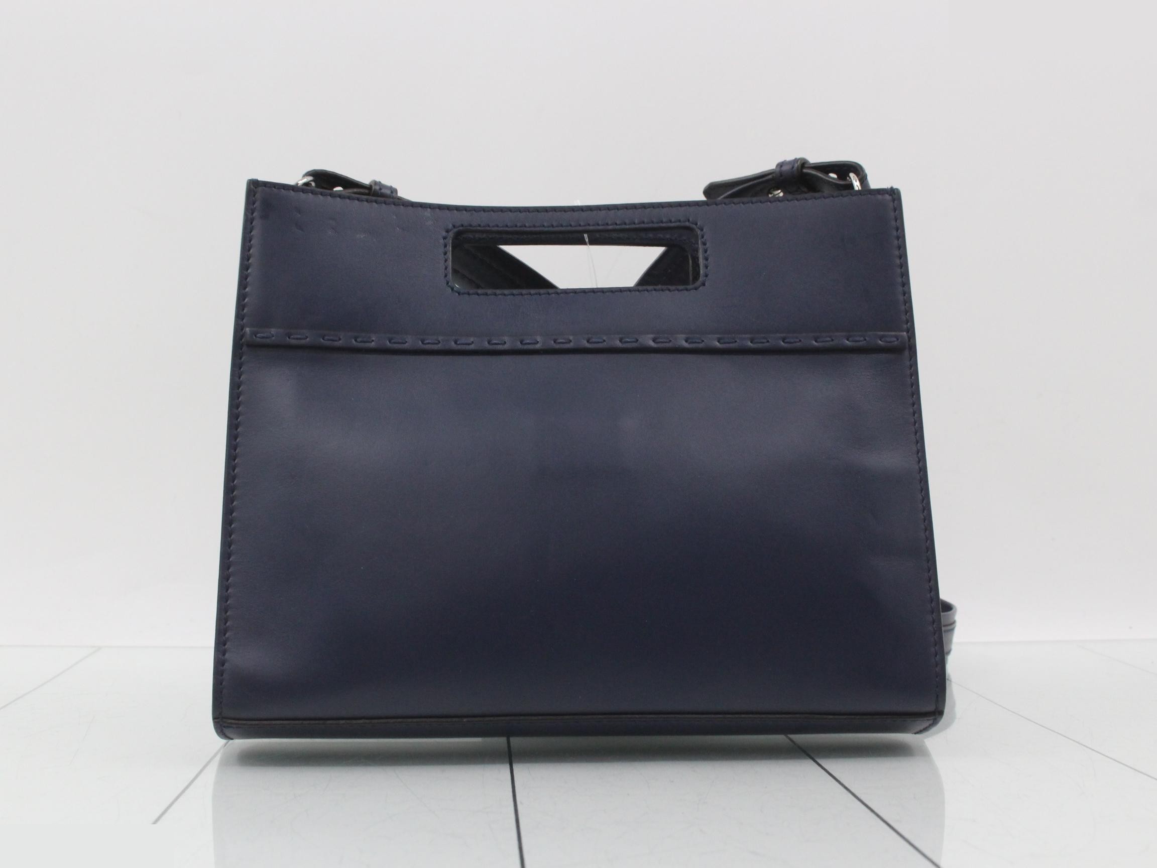 Shopper Small Leather 2-Way Shoulder/Handbag — view 2