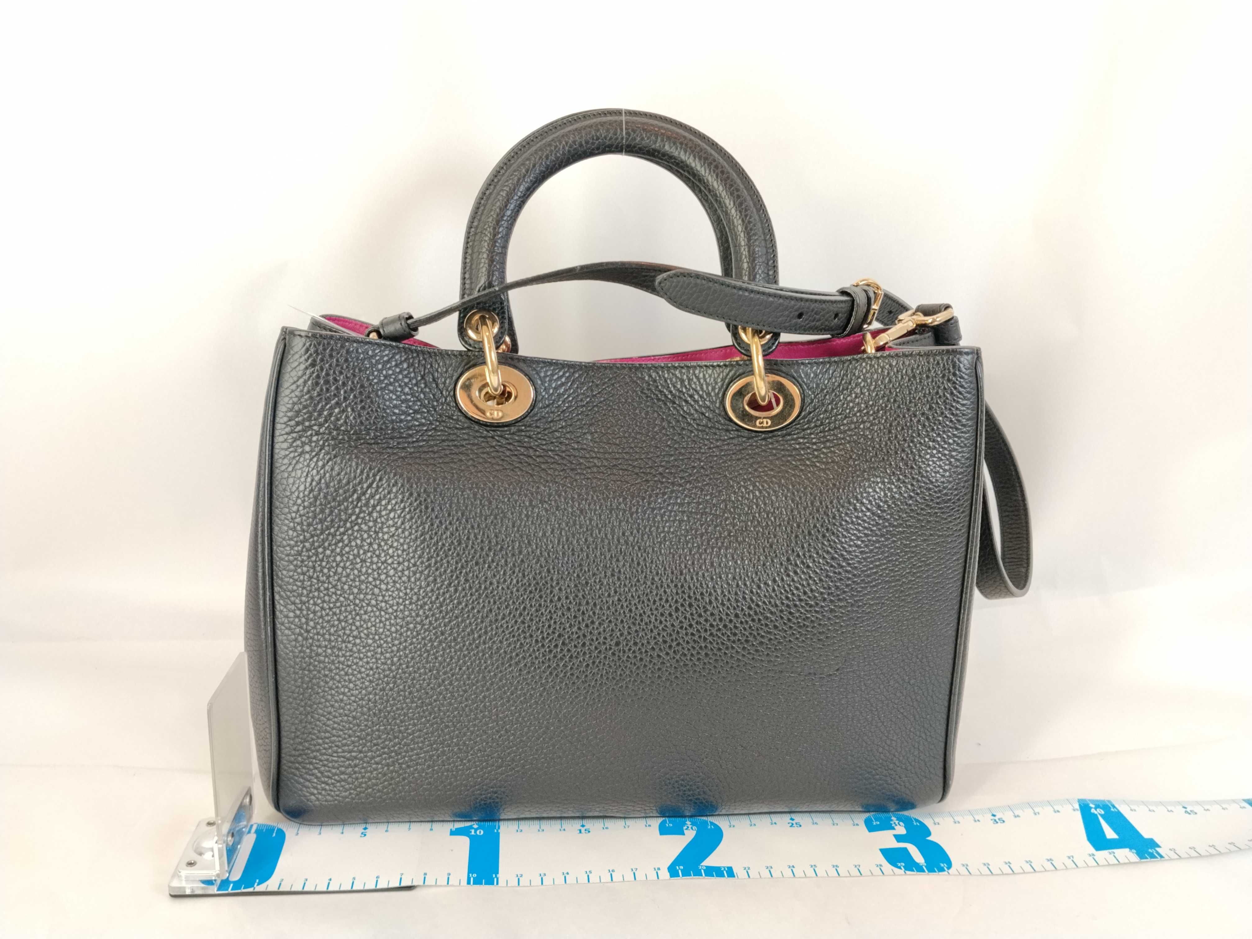 handbag — view 2