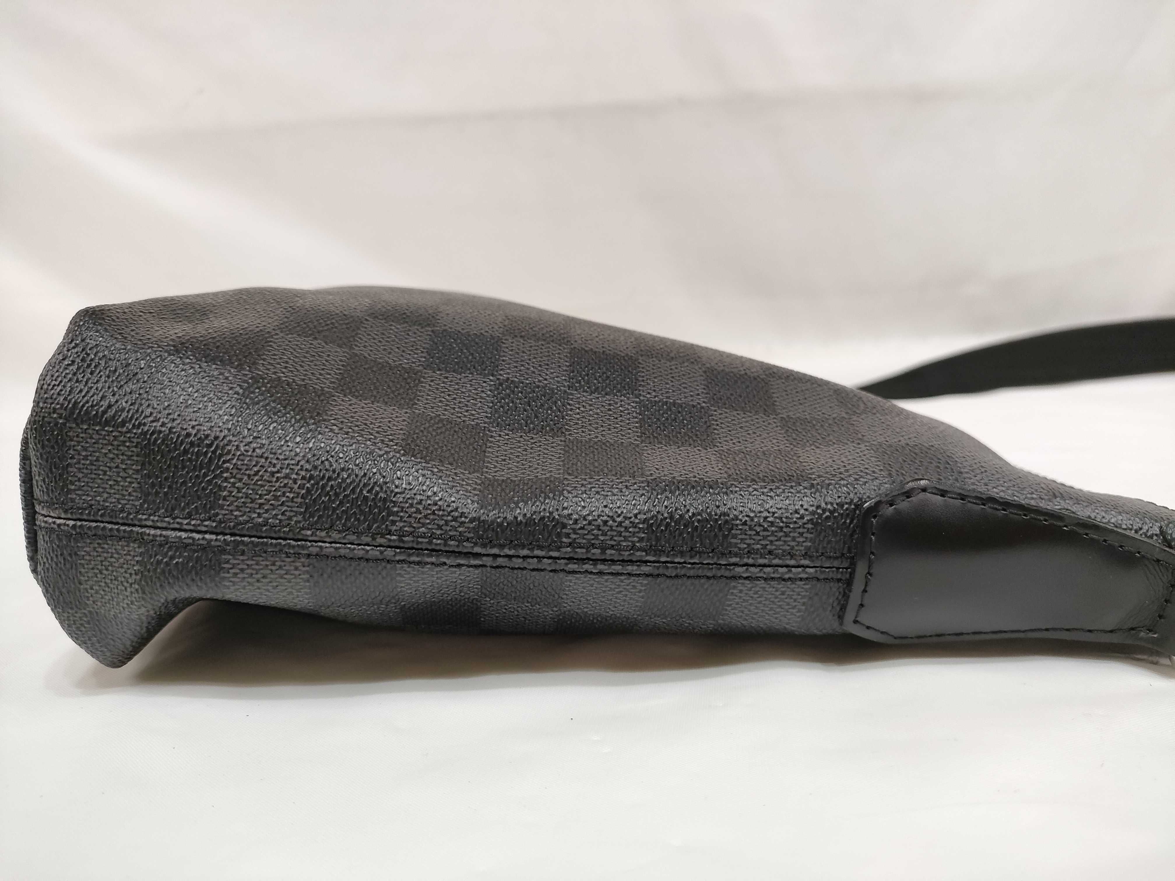 Damier Graphite Mick PM N41211 SR0135 Shoulder Bag — view 7