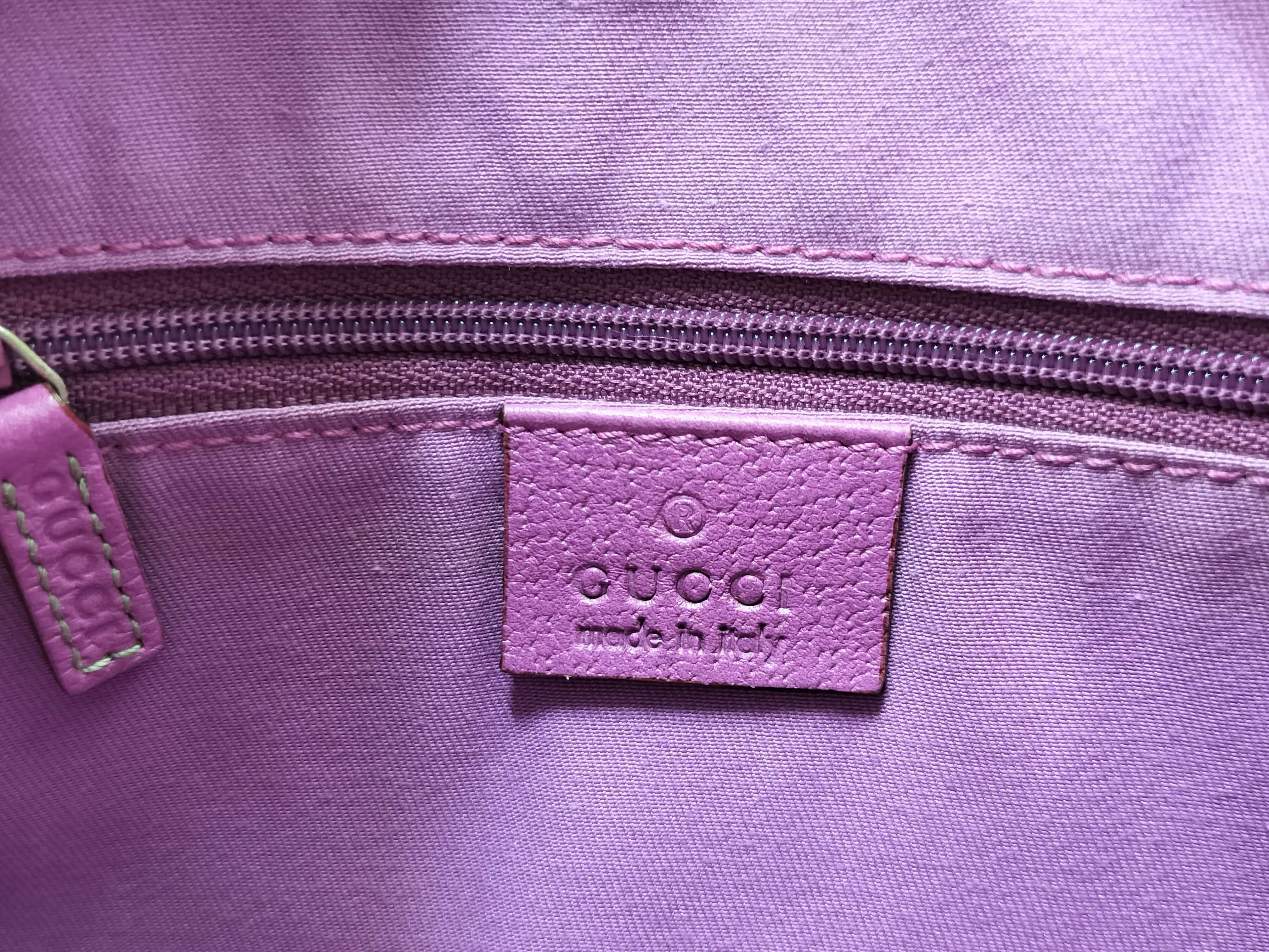 GG Canvas Gucci One-Shoulder Bag Abbey Shoulder Bag — view 12
