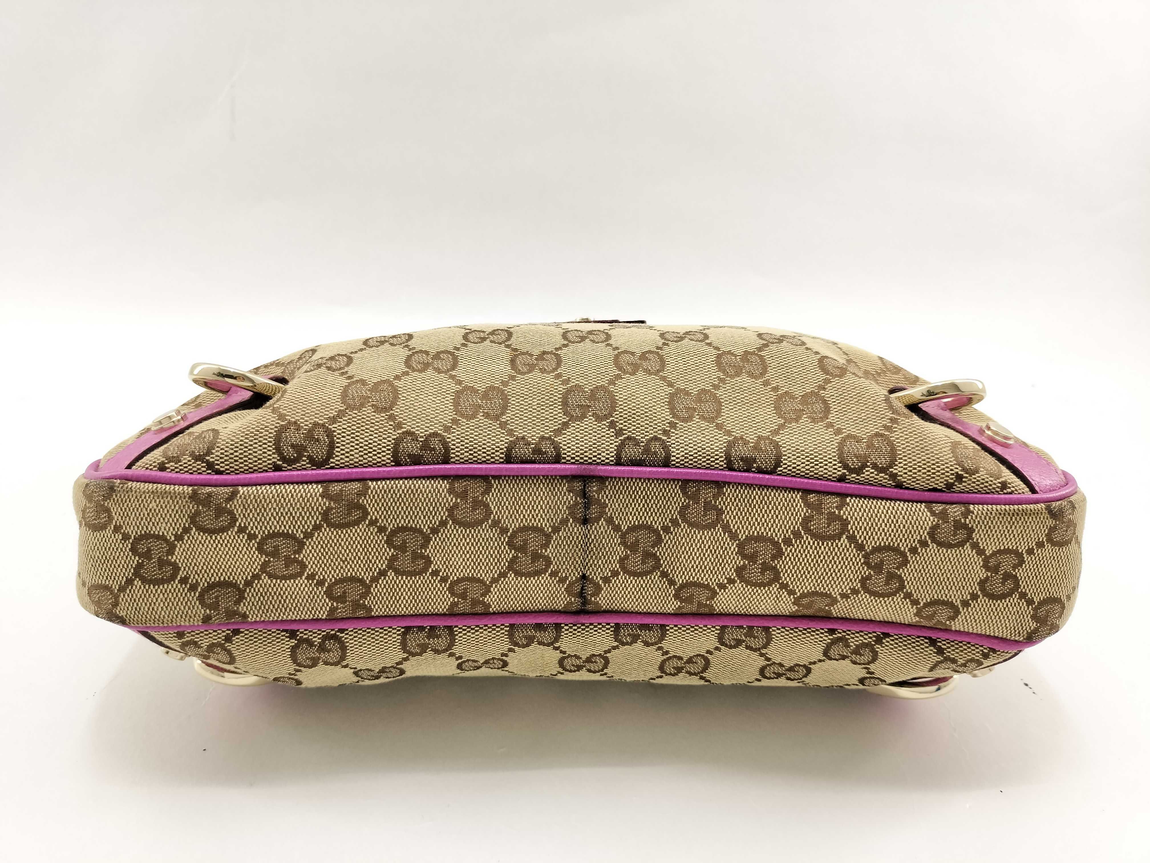 GG Canvas Gucci One-Shoulder Bag Abbey Shoulder Bag — view 3