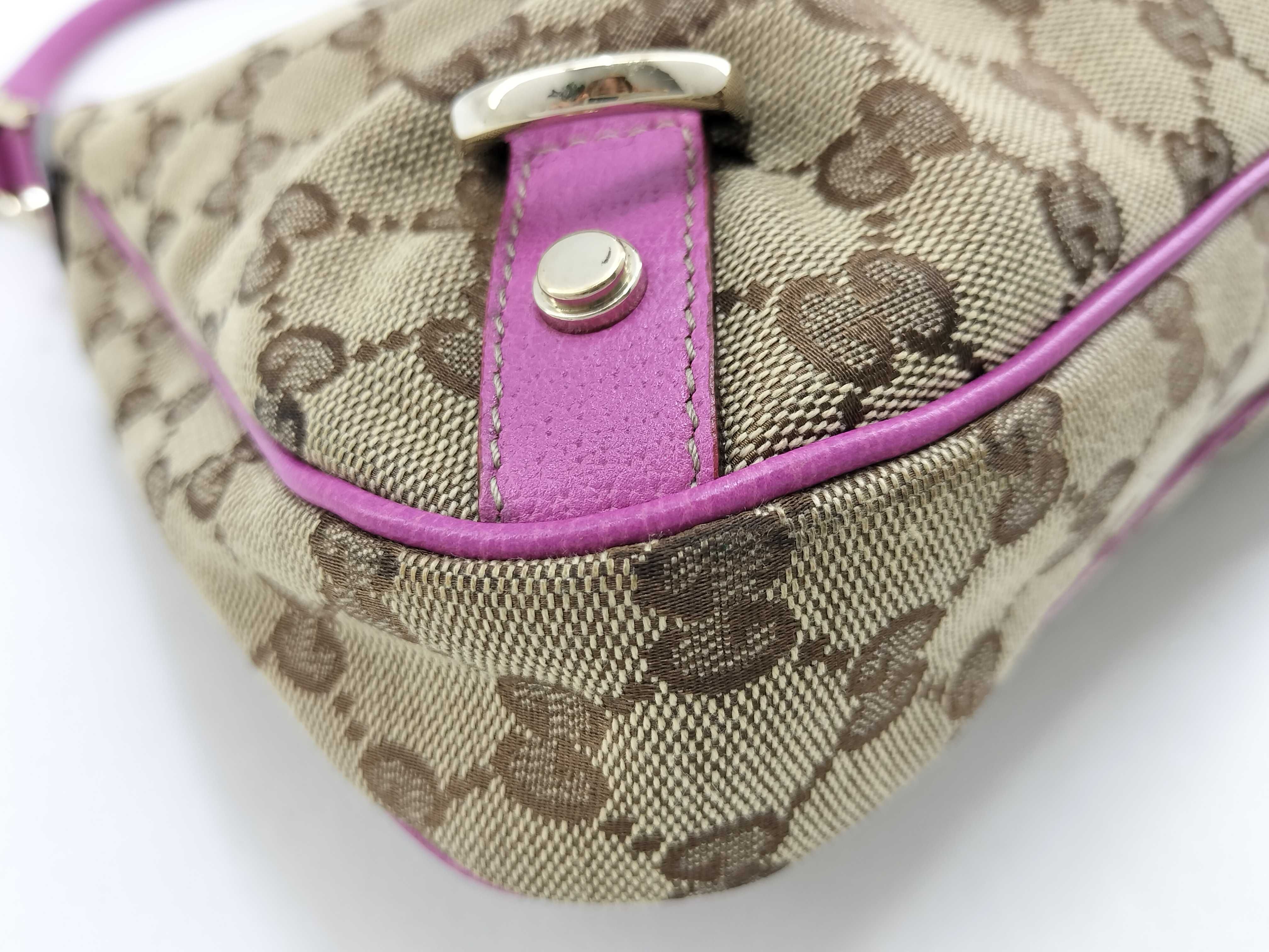 GG Canvas Gucci One-Shoulder Bag Abbey Shoulder Bag — view 4