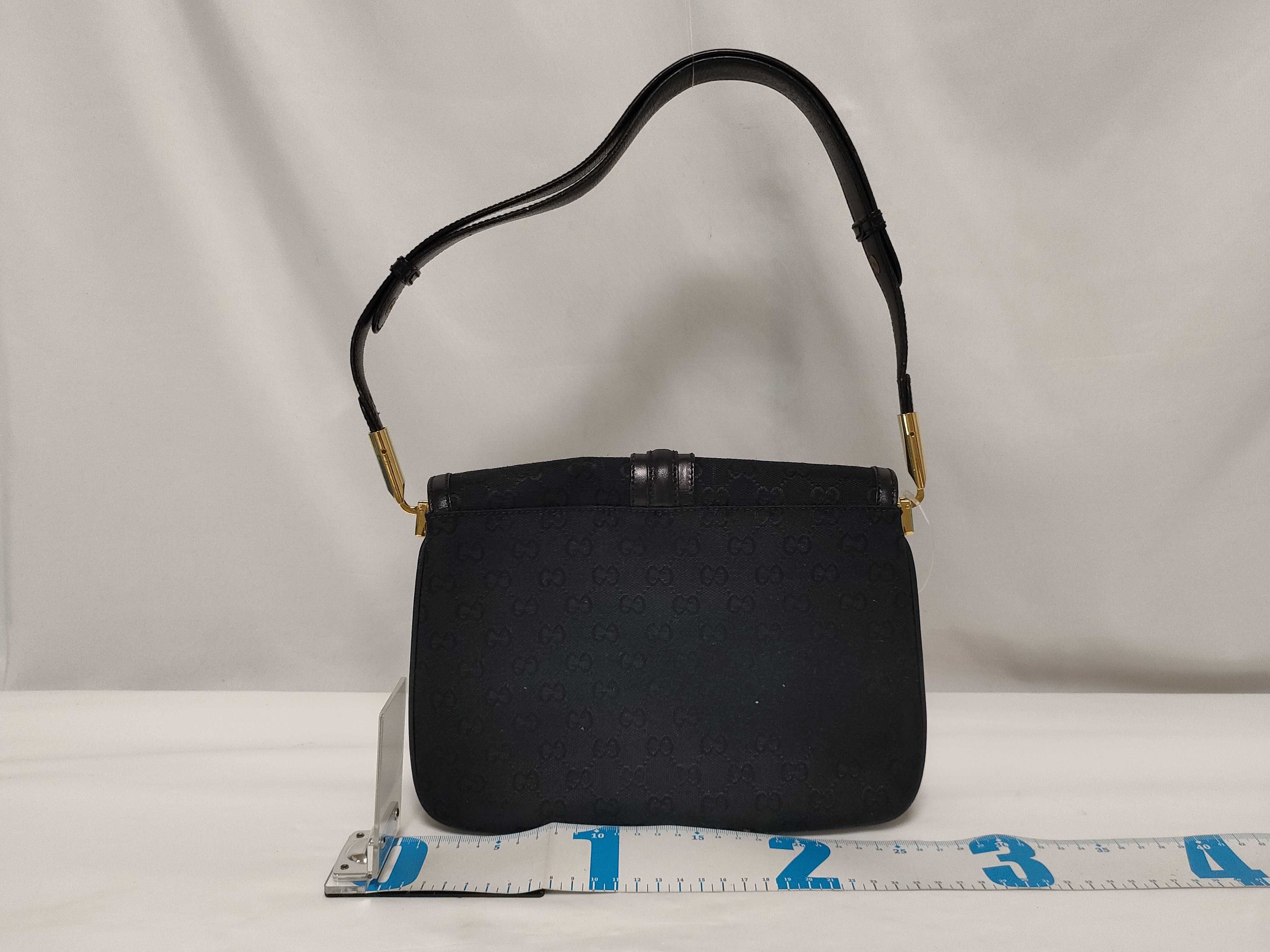 GG Canvas Vintage GG One-Shoulder Bag — view 2