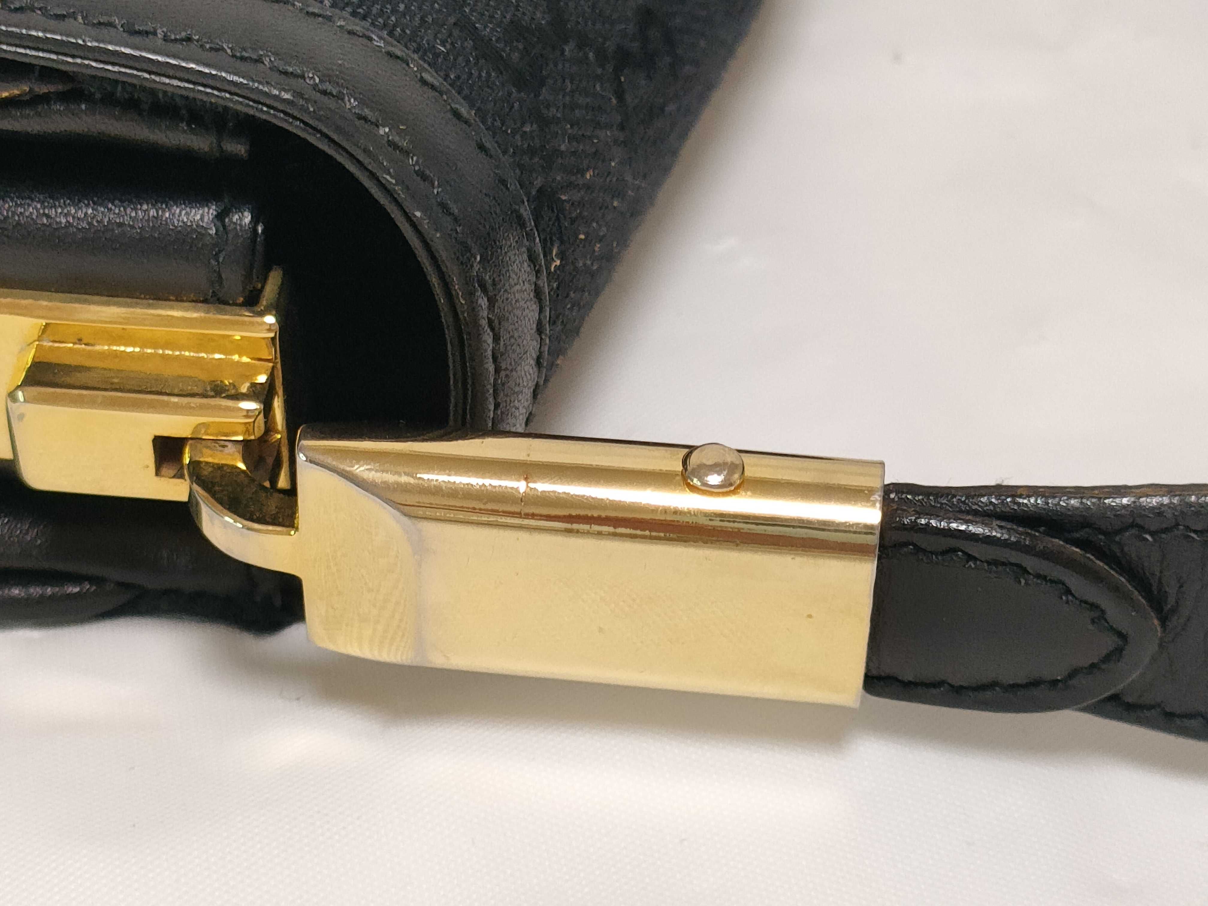 GG Canvas Vintage GG One-Shoulder Bag — view 5