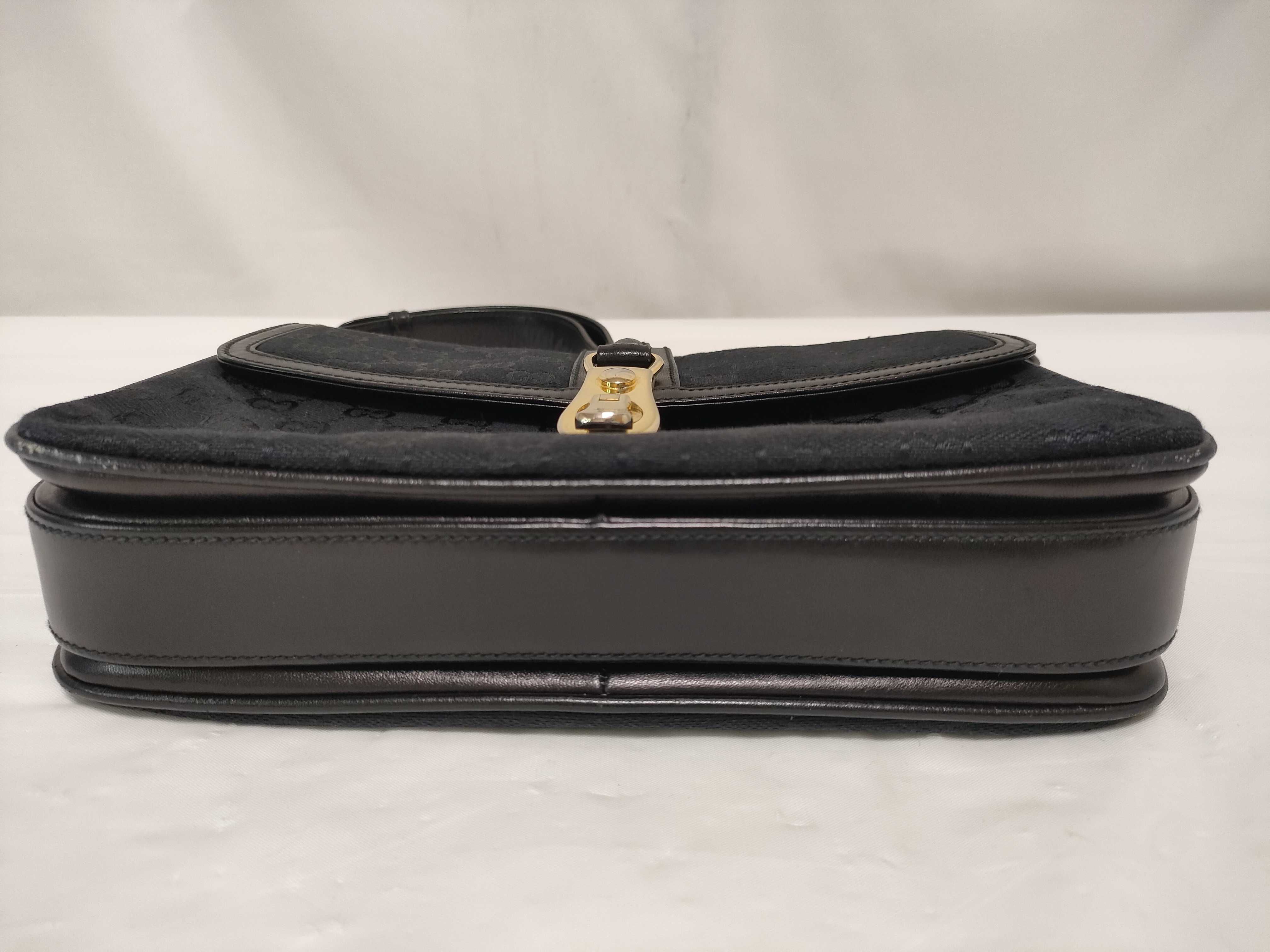 GG Canvas Vintage GG One-Shoulder Bag — view 7