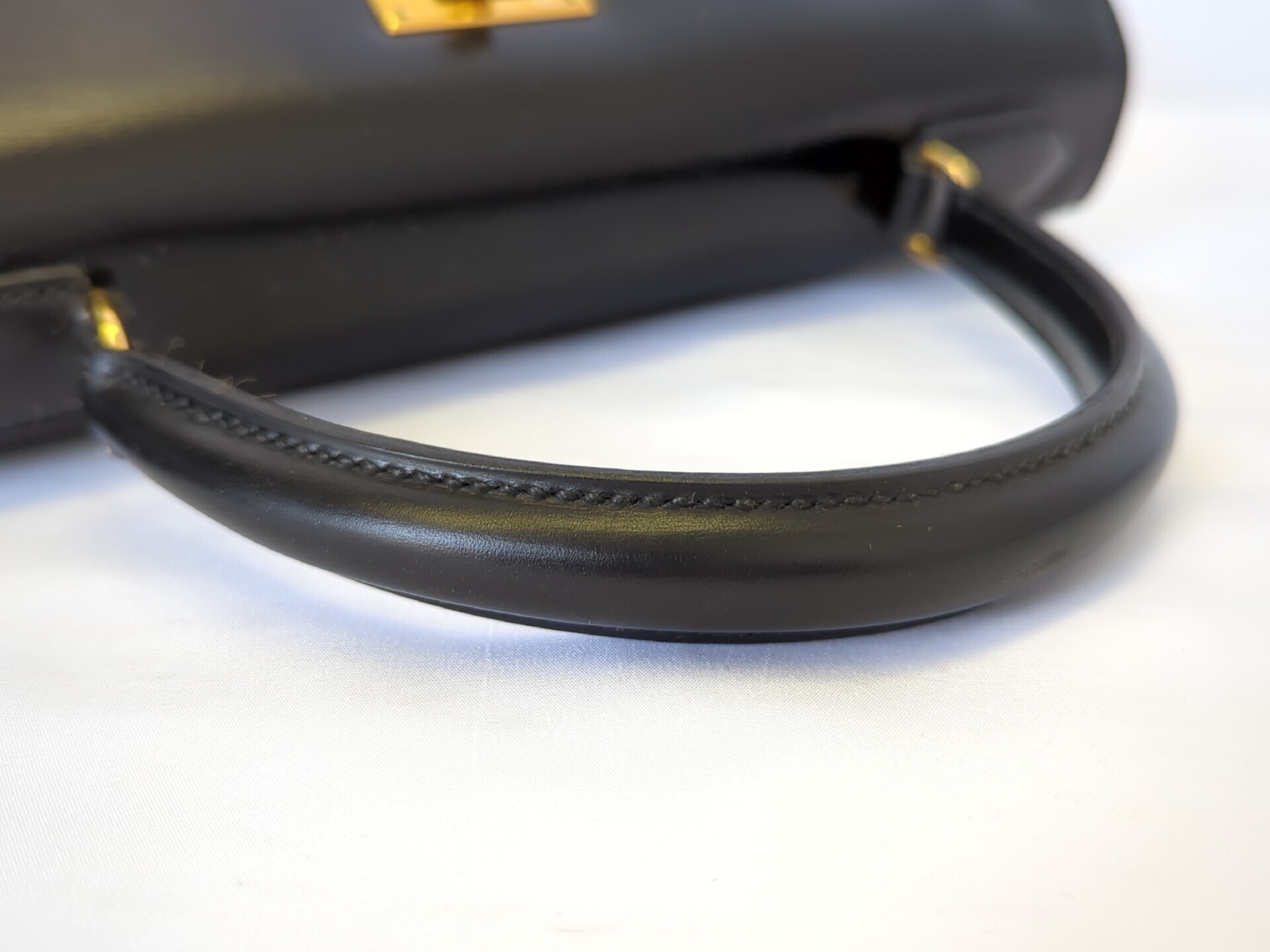 Kelly 28 Box Calf Black GD Metal Fittings M Handbag — view 8