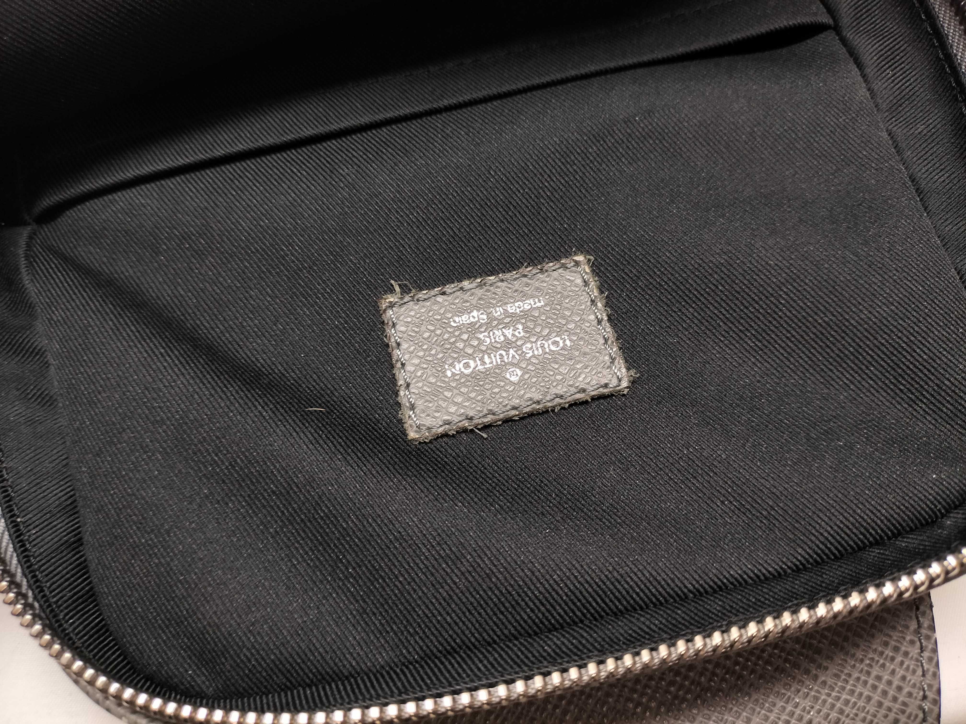 Taiga Avenue Sling Bag M30801 Gray (RFID not detected) Shoulder Bag — view 11