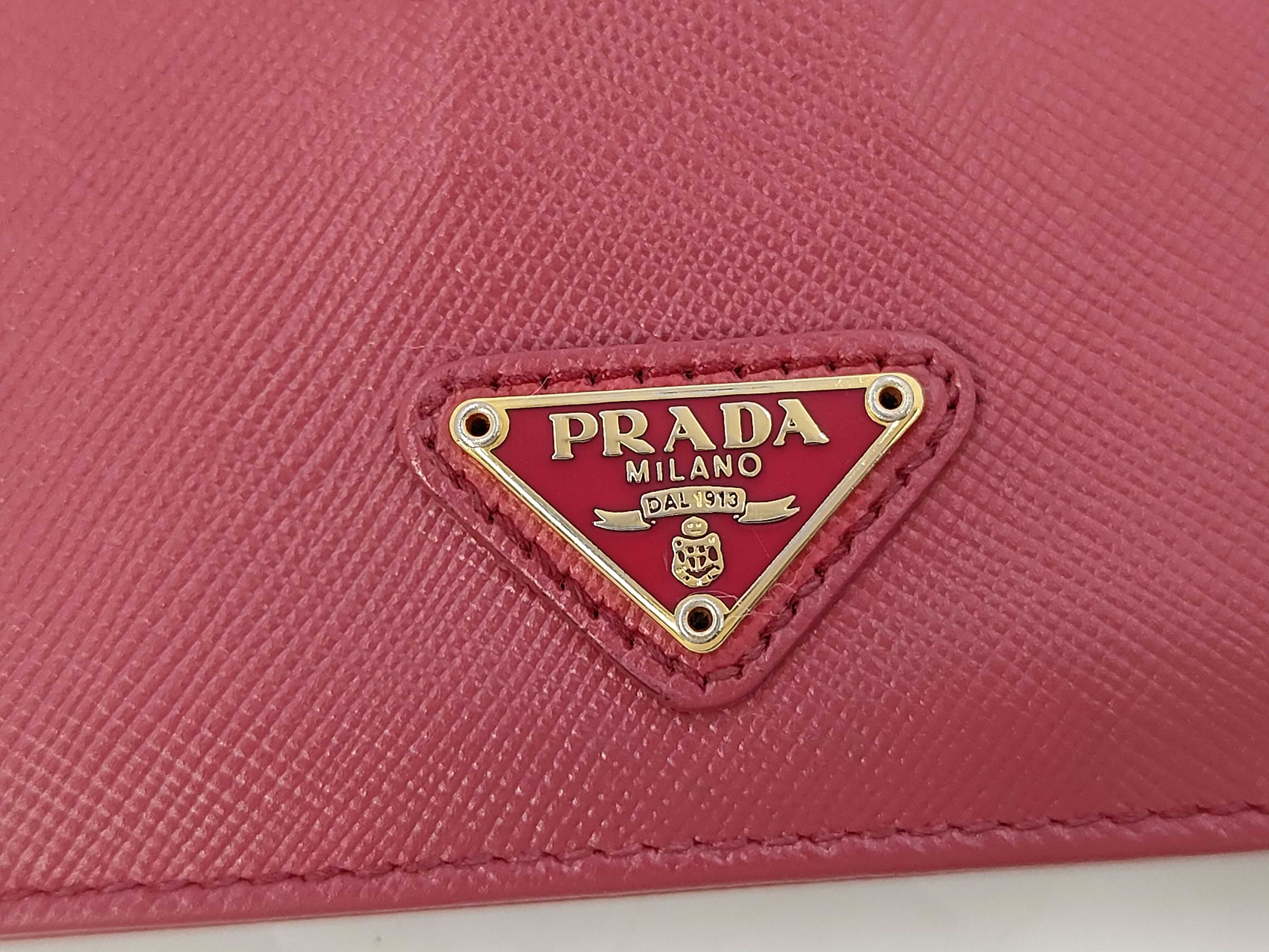 Saffiano Triangle Logo Accordion Snap Card Wallet — view 7