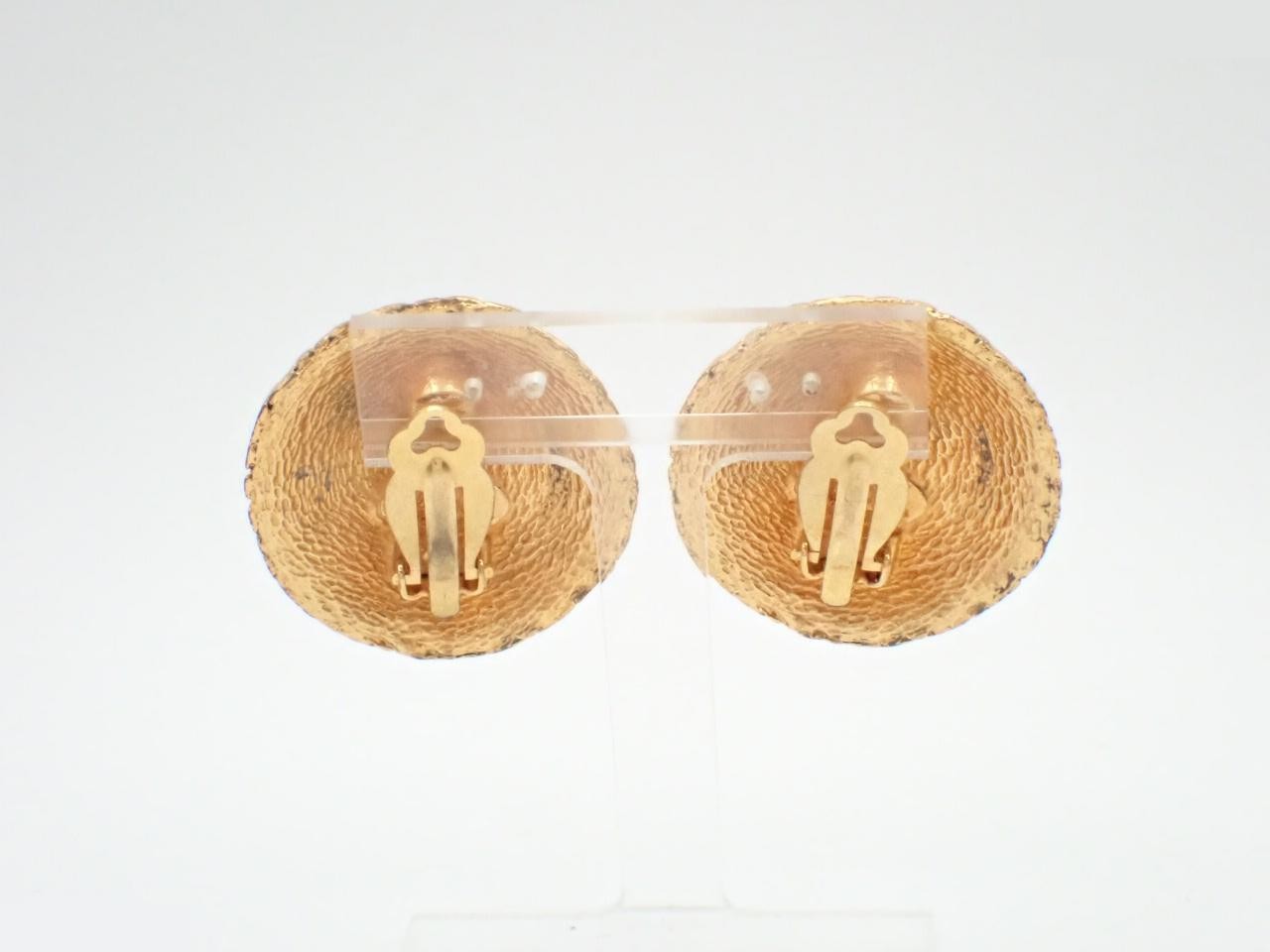 earrings, size 2, size 9 — view 2