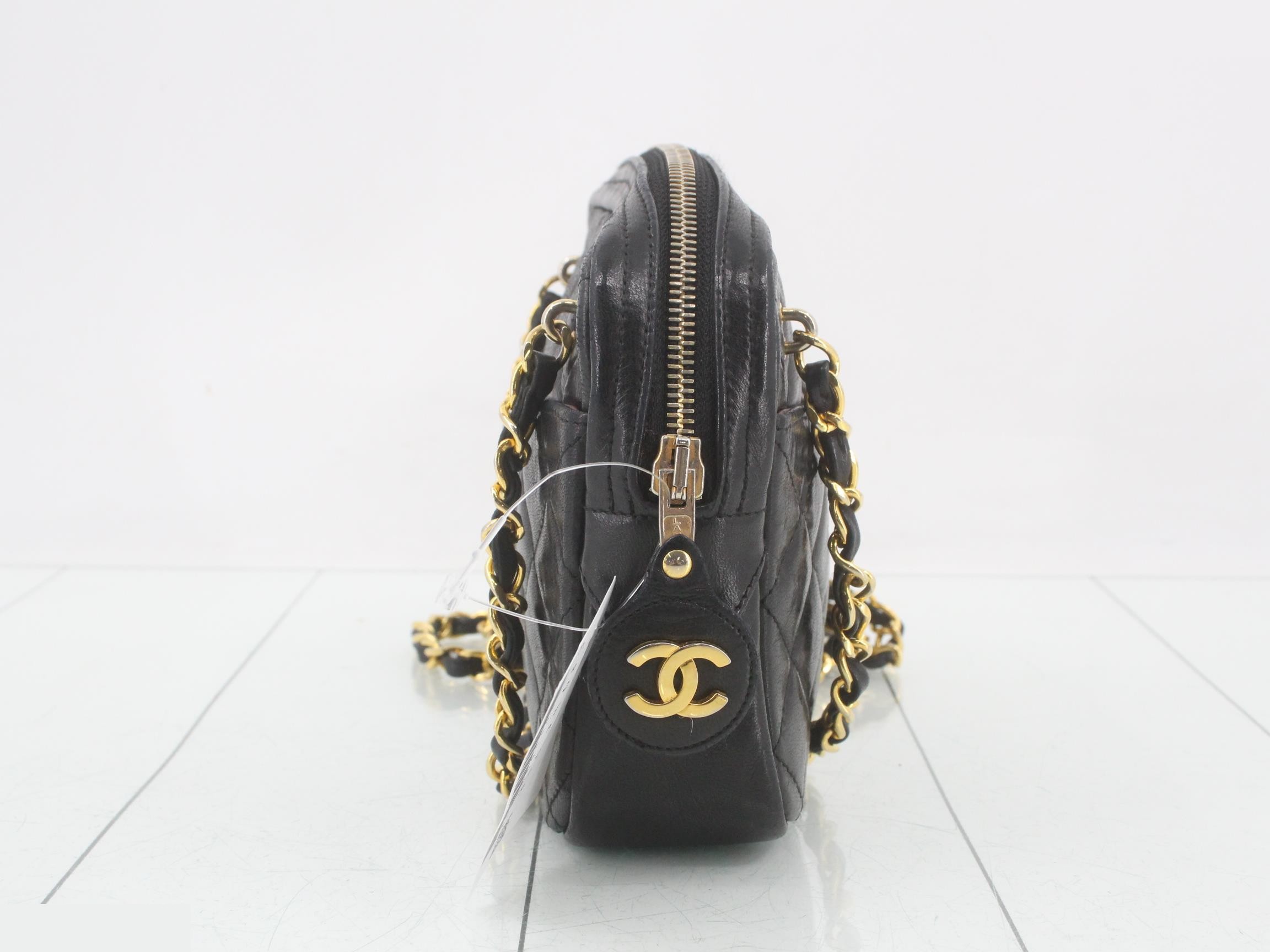Lambskin chain shoulder bag, unit #1 — view 4